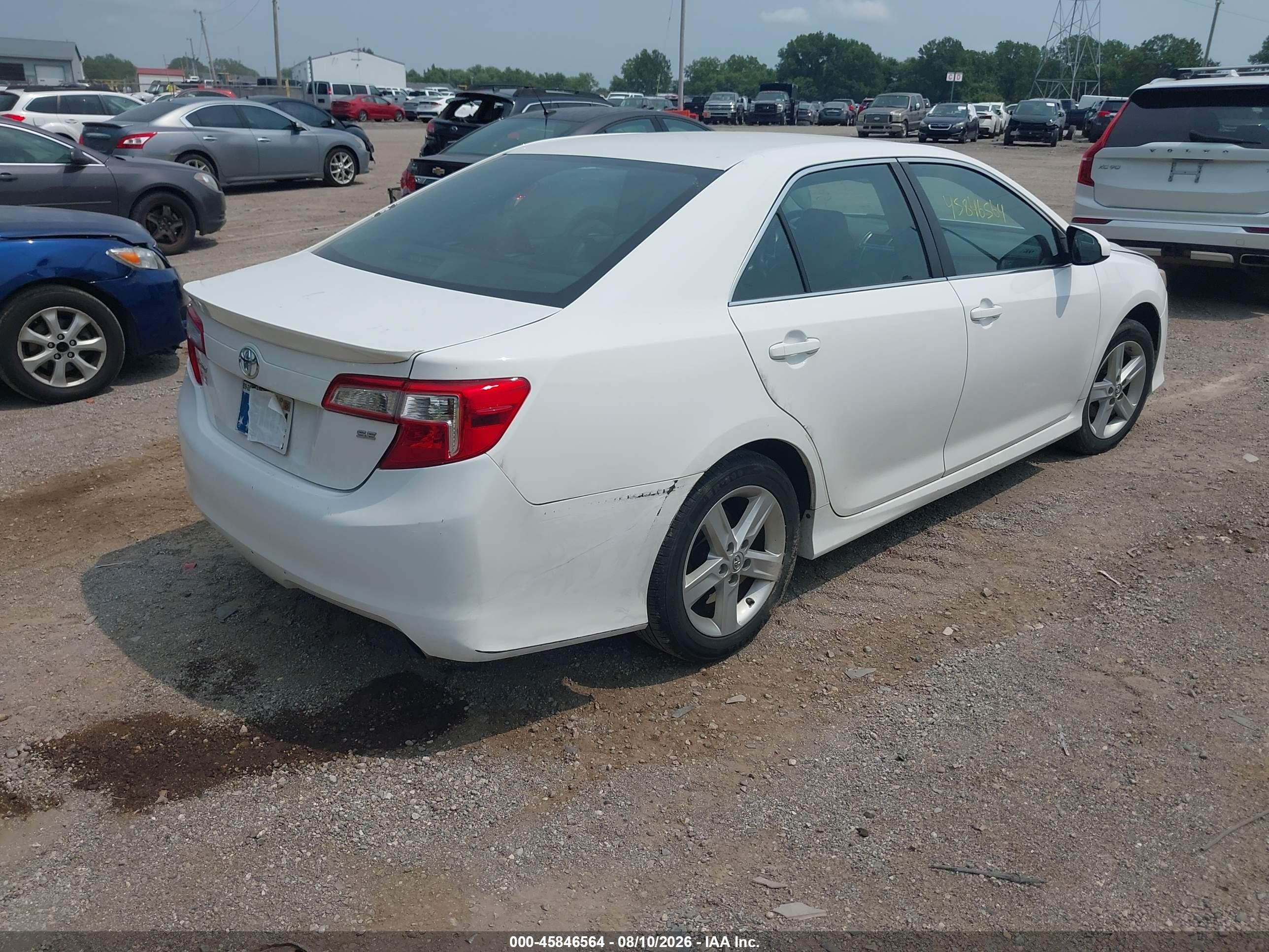 2014 Toyota Camry Se White vin: 4T1BF1FK5EU458067