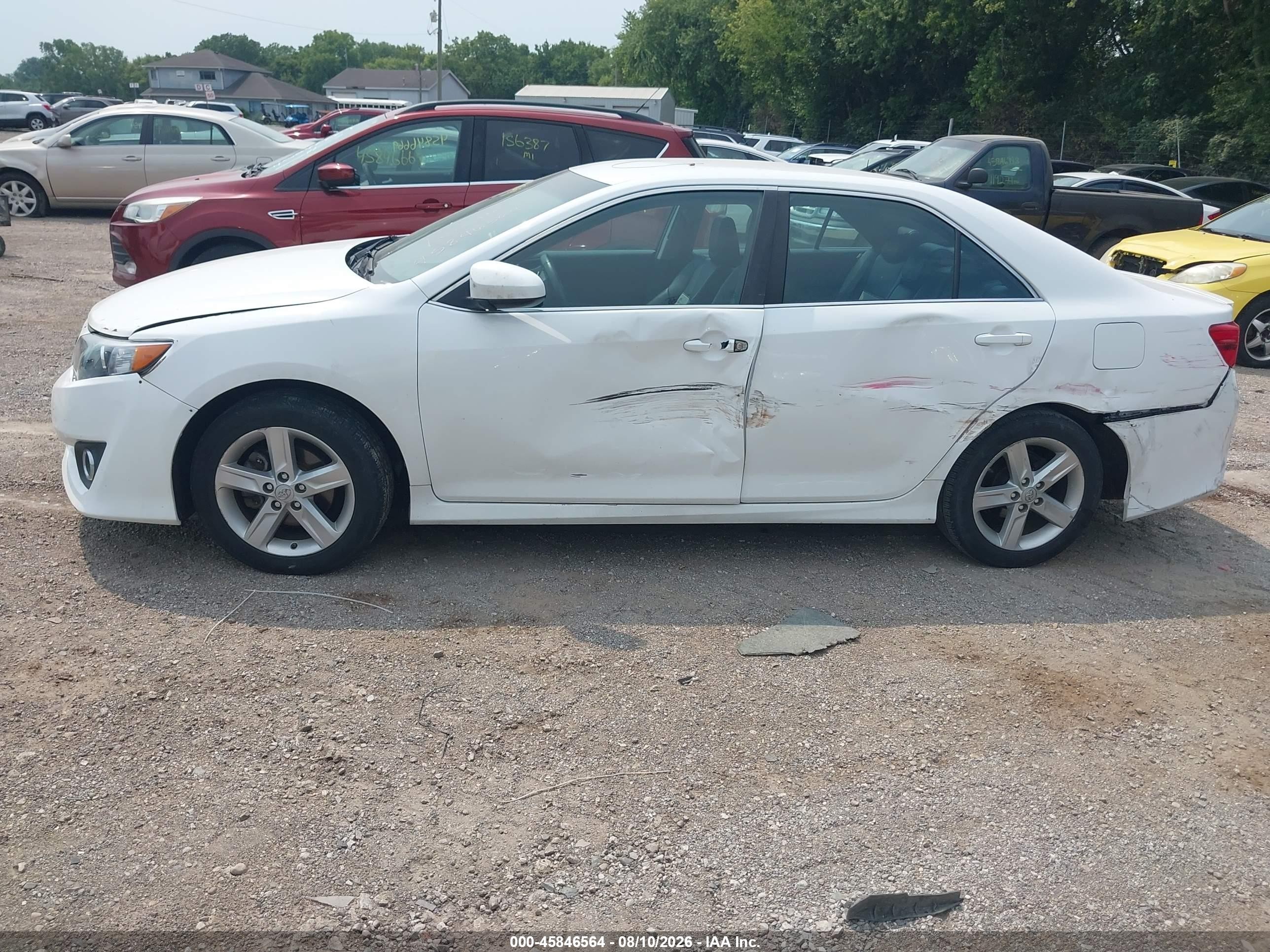 2014 Toyota Camry Se White vin: 4T1BF1FK5EU458067