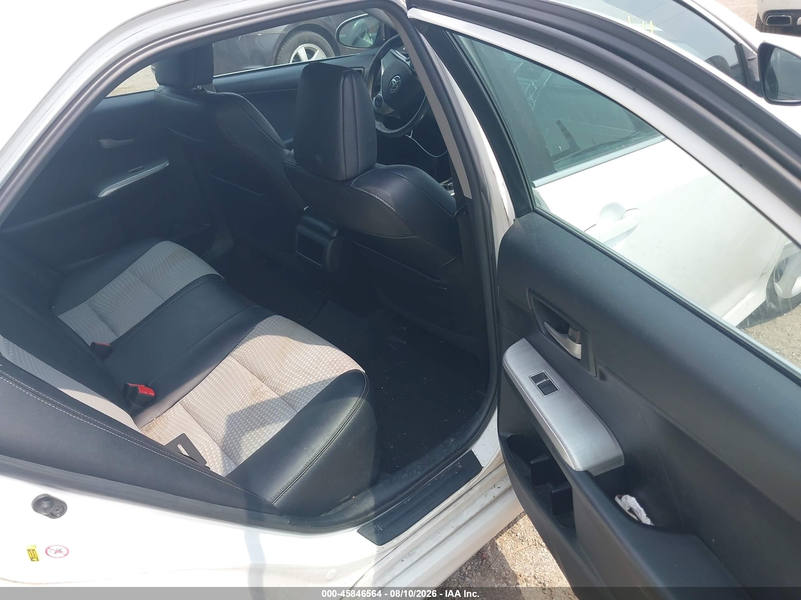2014 Toyota Camry Se White vin: 4T1BF1FK5EU458067