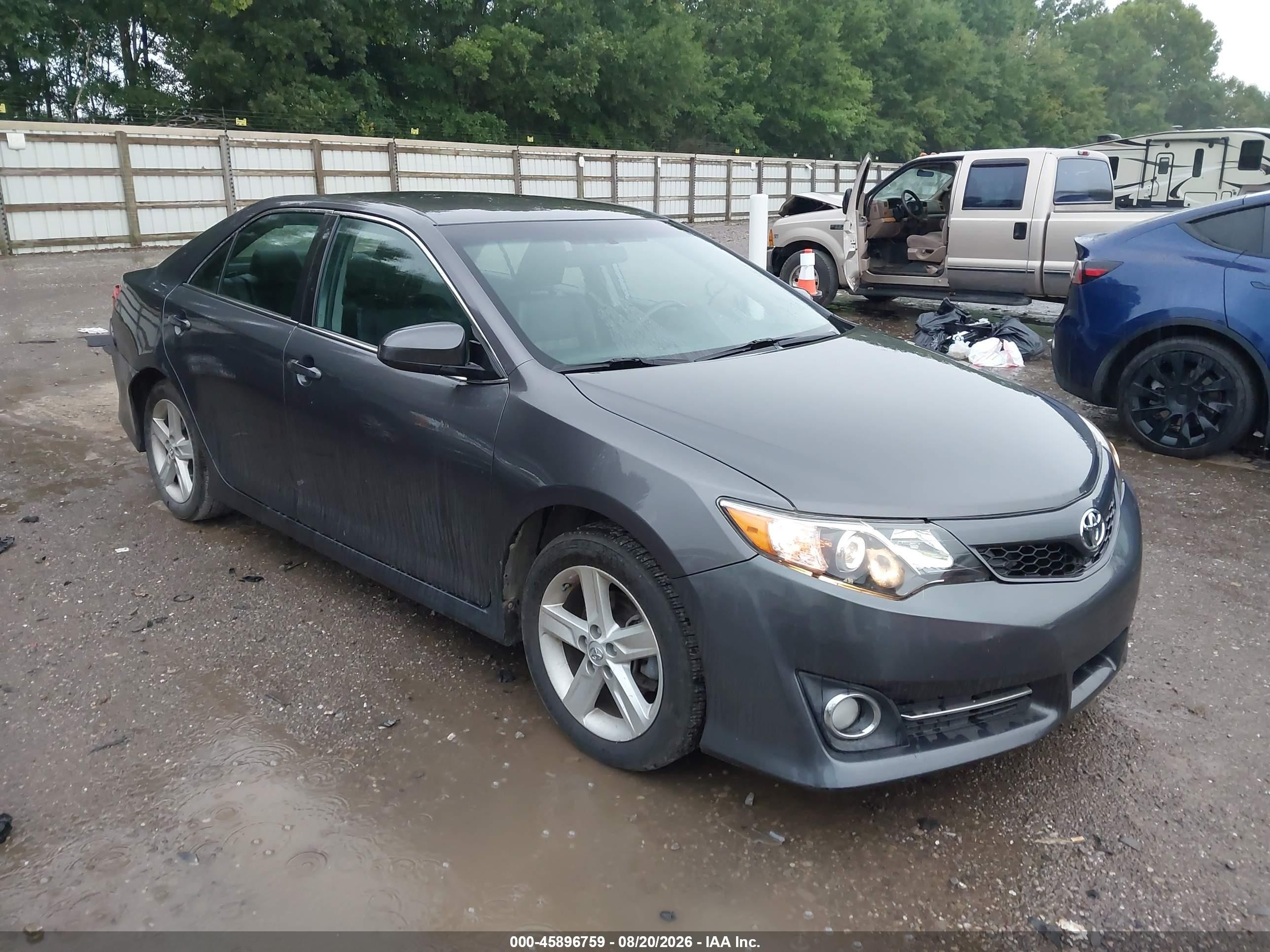 2014 Toyota Camry Se Silver vin: 4T1BF1FK5EU469621