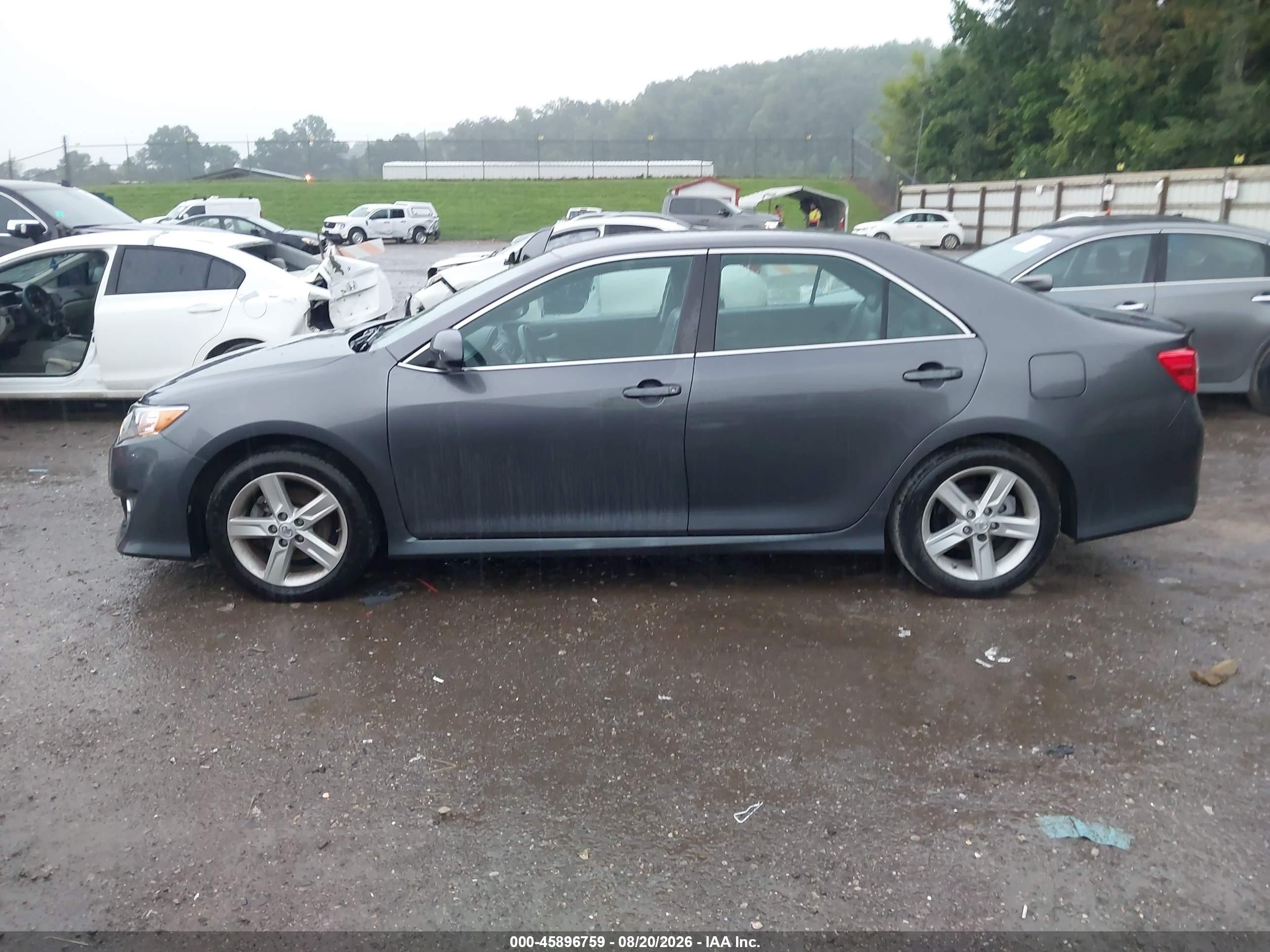 2014 Toyota Camry Se Silver vin: 4T1BF1FK5EU469621