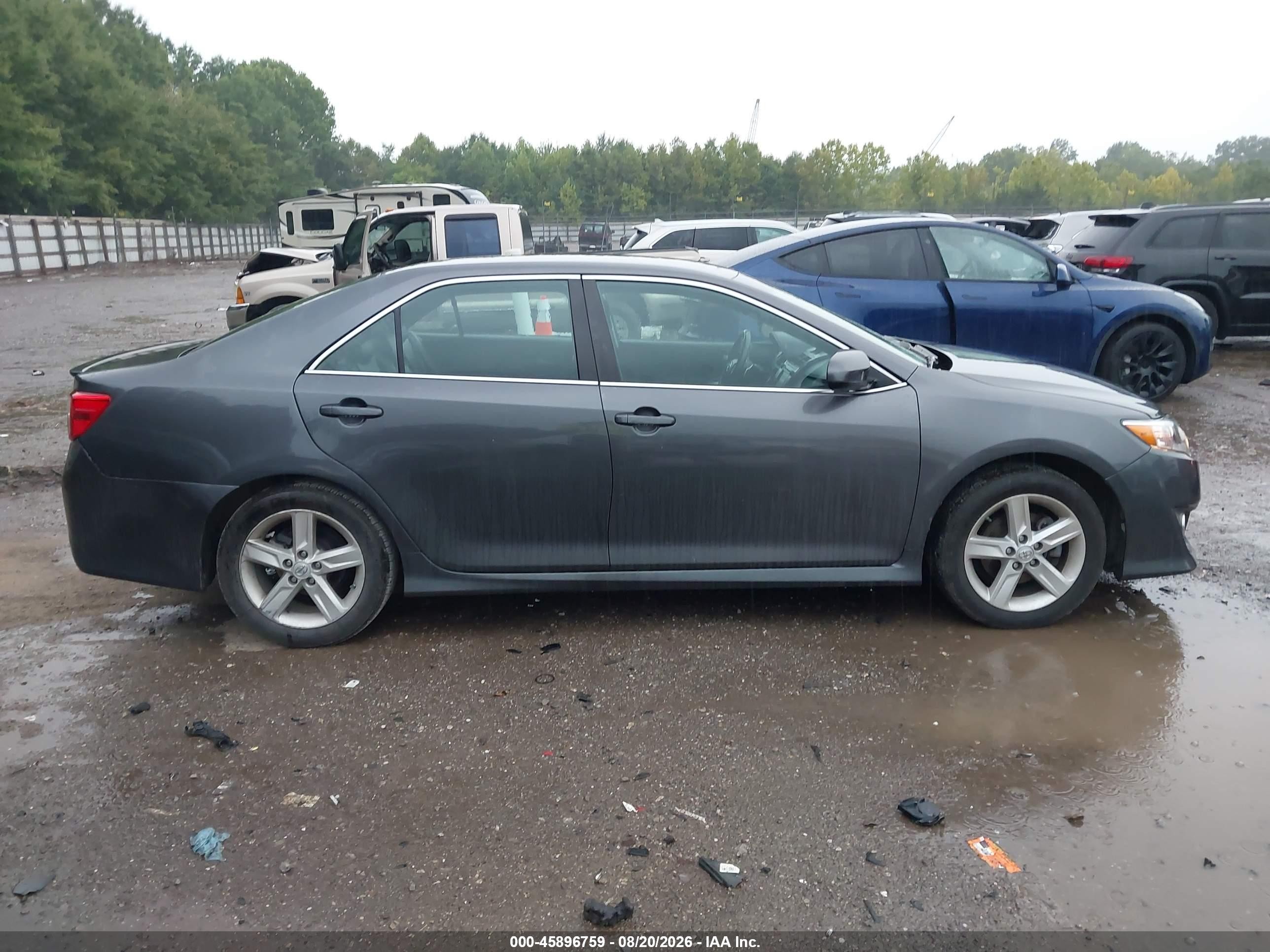 2014 Toyota Camry Se Silver vin: 4T1BF1FK5EU469621