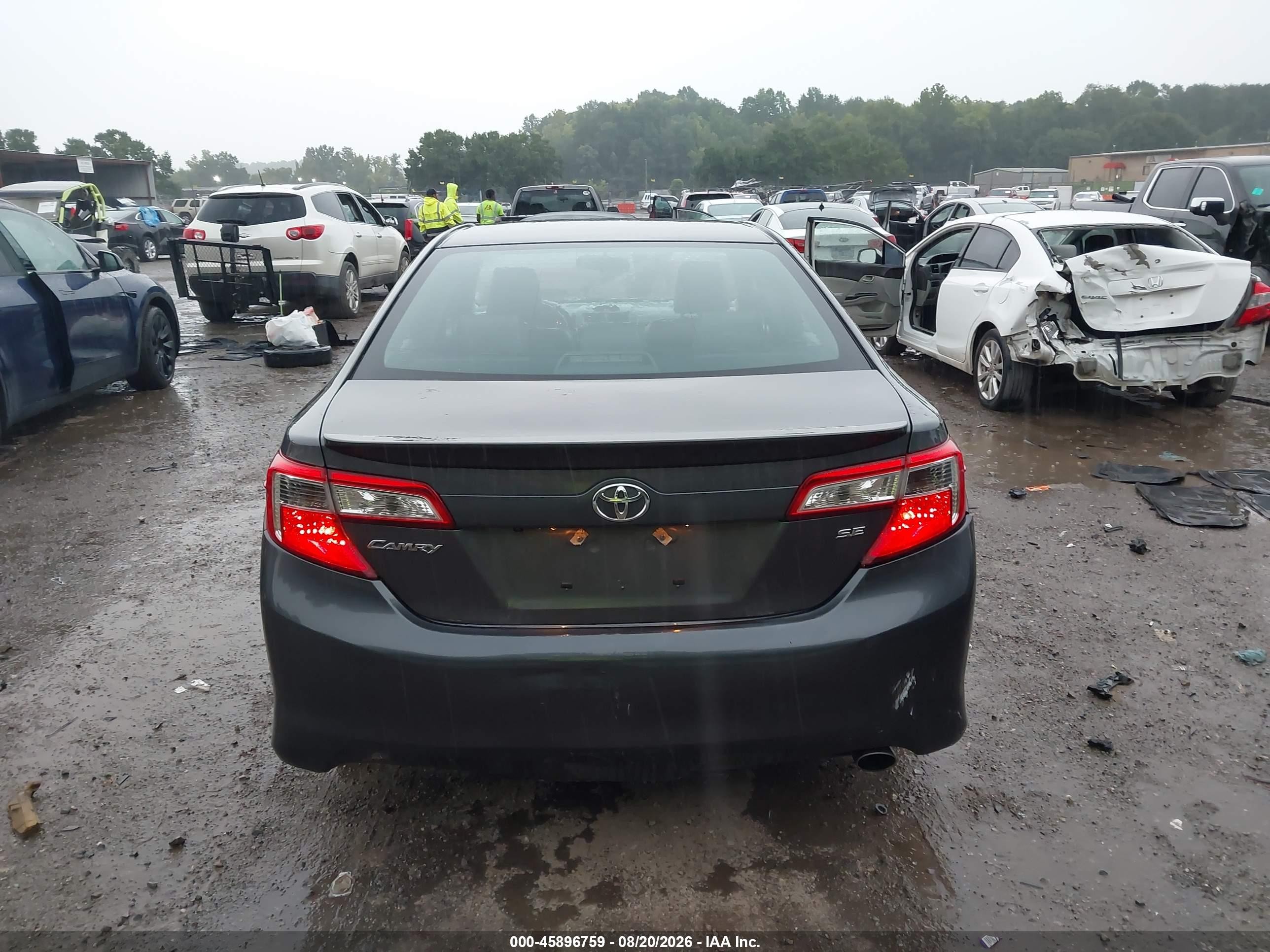 2014 Toyota Camry Se Silver vin: 4T1BF1FK5EU469621