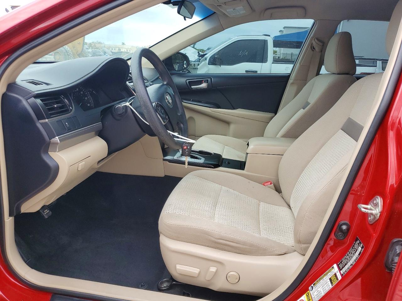 2014 Toyota Camry Le Красный vin: 4T1BF1FK5EU728446