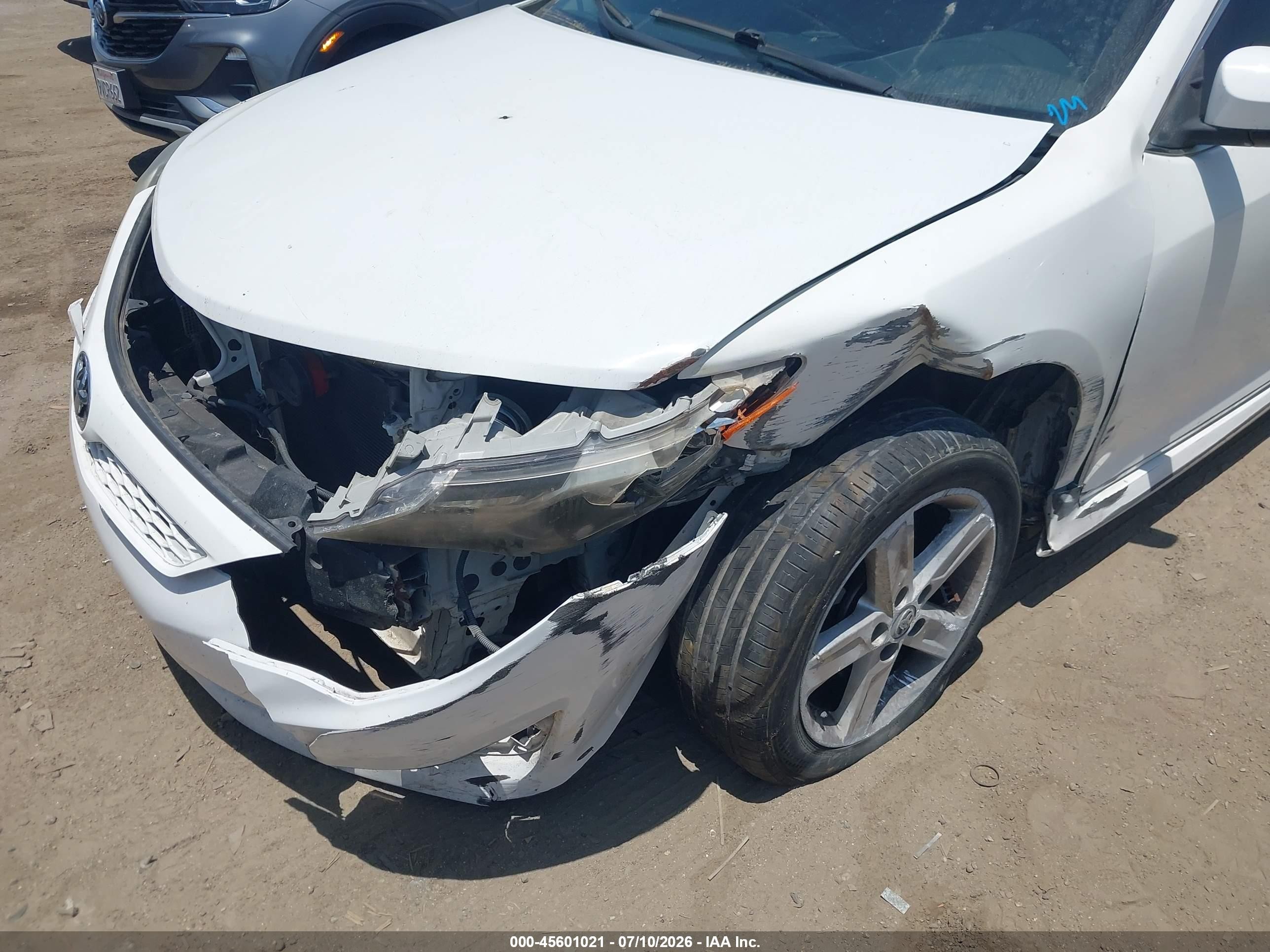 2014 Toyota Camry Se White vin: 4T1BF1FK5EU759258