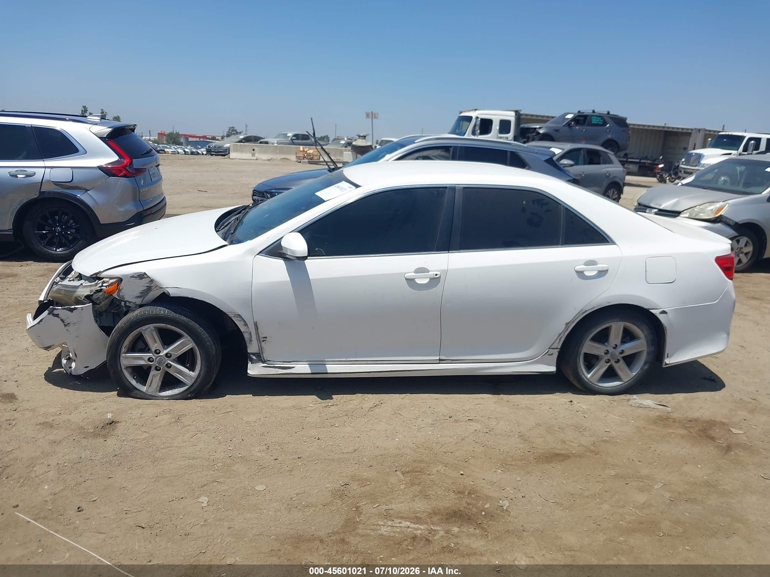 2014 Toyota Camry Se White vin: 4T1BF1FK5EU759258