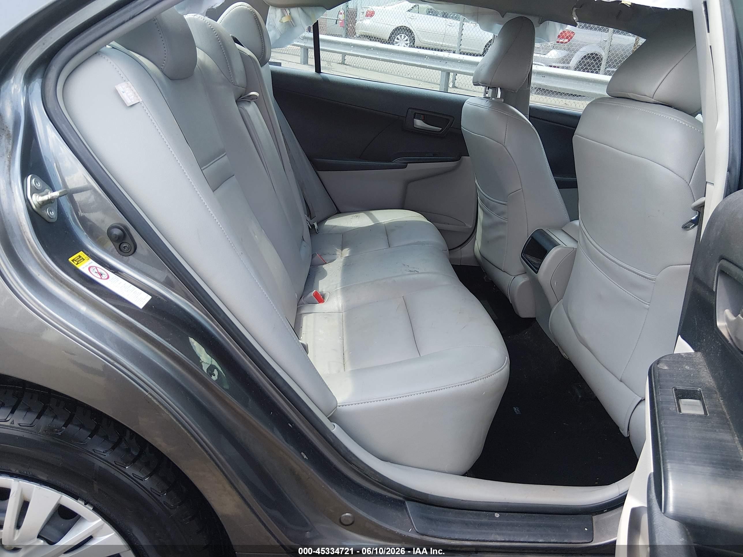 2014 Toyota Camry L Gray vin: 4T1BF1FK5EU786086