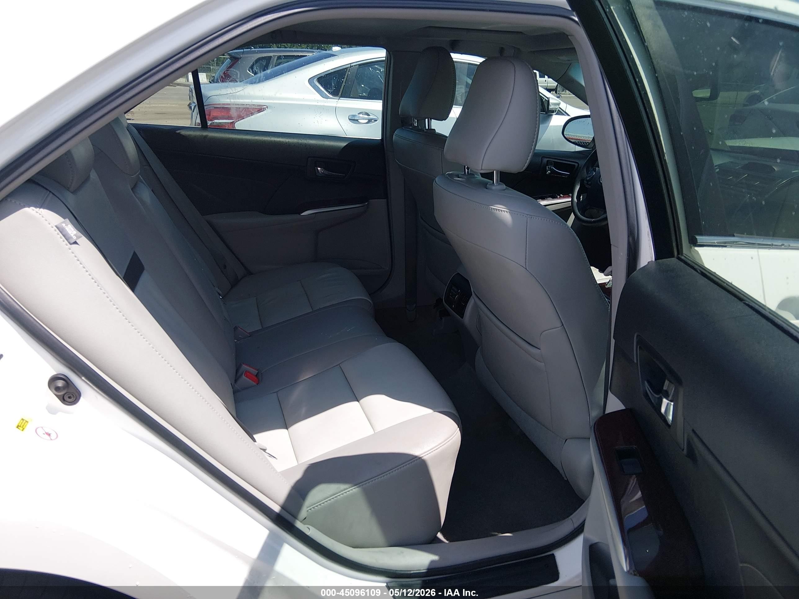 2014 Toyota Camry Xle White vin: 4T1BF1FK5EU786119