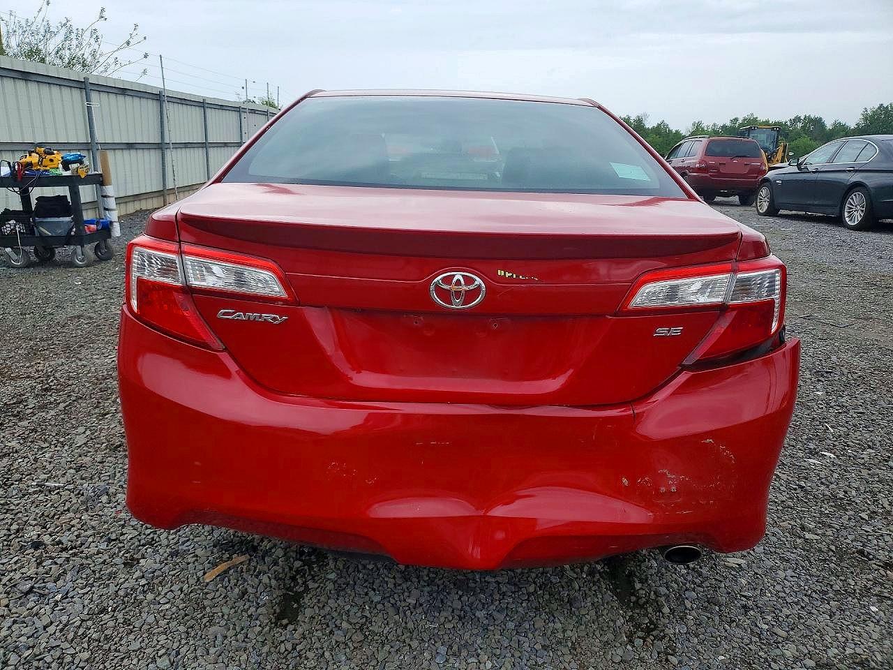 2014 Toyota Camry Se Red vin: 4T1BF1FK5EU795693