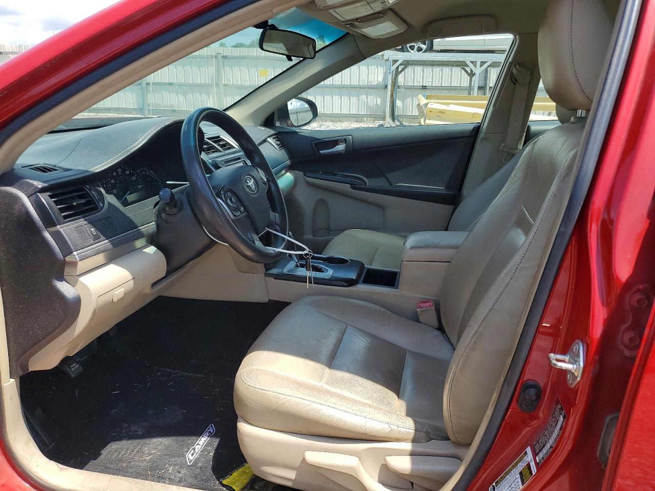 2014 Toyota Camry L Red vin: 4T1BF1FK5EU802996
