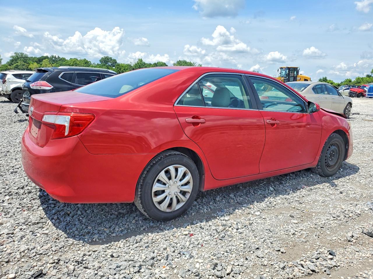 2014 Toyota Camry L Red vin: 4T1BF1FK5EU802996