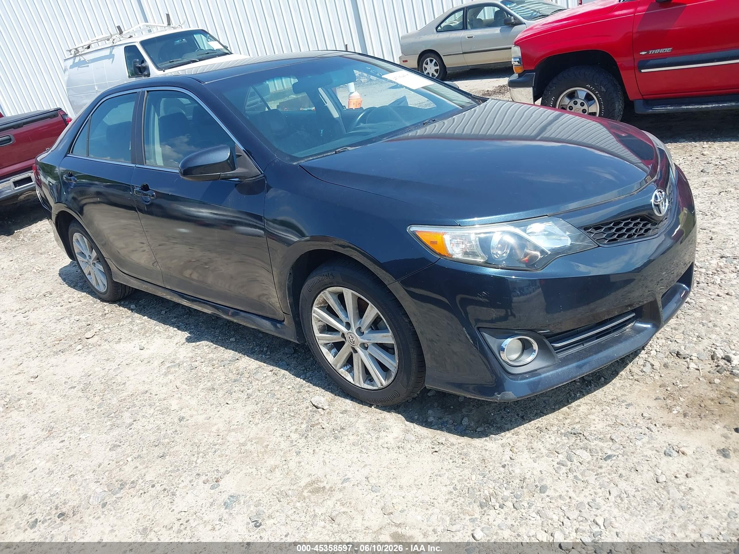 2014 Toyota Camry Se Dark Blue vin: 4T1BF1FK5EU808328