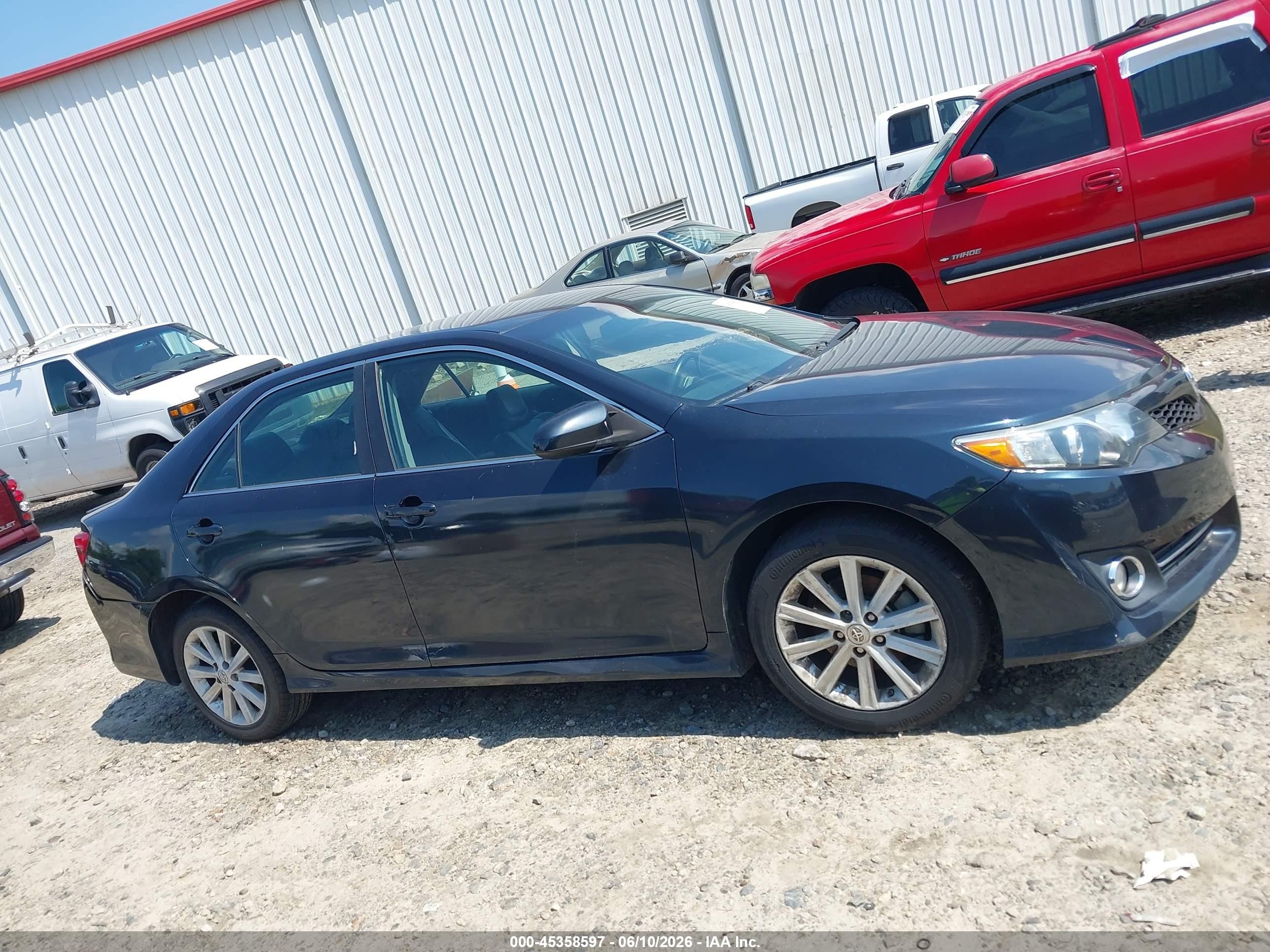 2014 Toyota Camry Se Dark Blue vin: 4T1BF1FK5EU808328