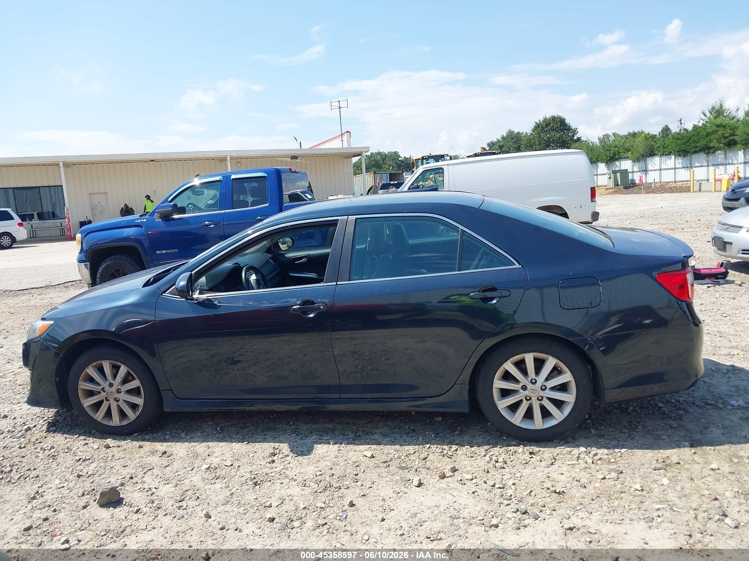 2014 Toyota Camry Se Dark Blue vin: 4T1BF1FK5EU808328
