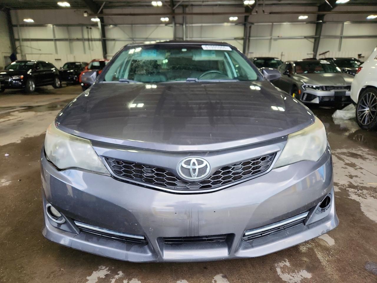 2014 Toyota Camry Se Gray vin: 4T1BF1FK5EU817420