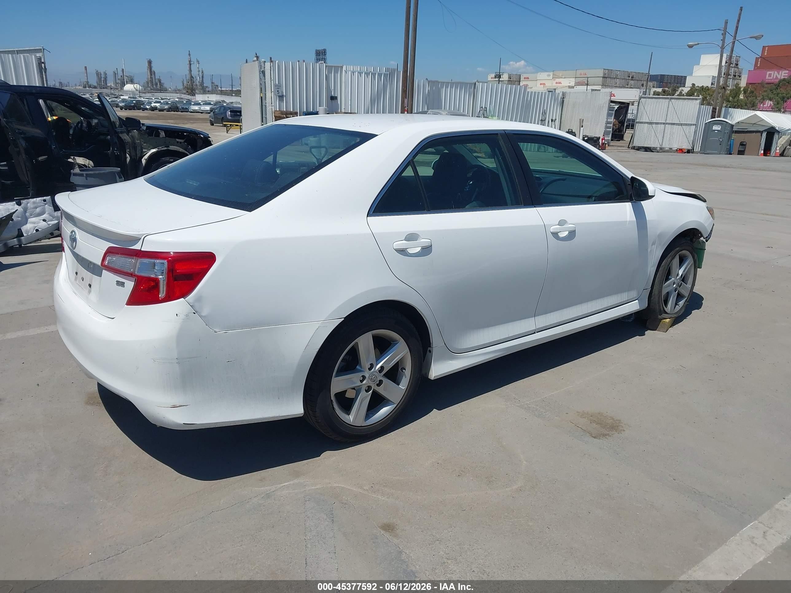 2014 Toyota Camry Se White vin: 4T1BF1FK5EU822696