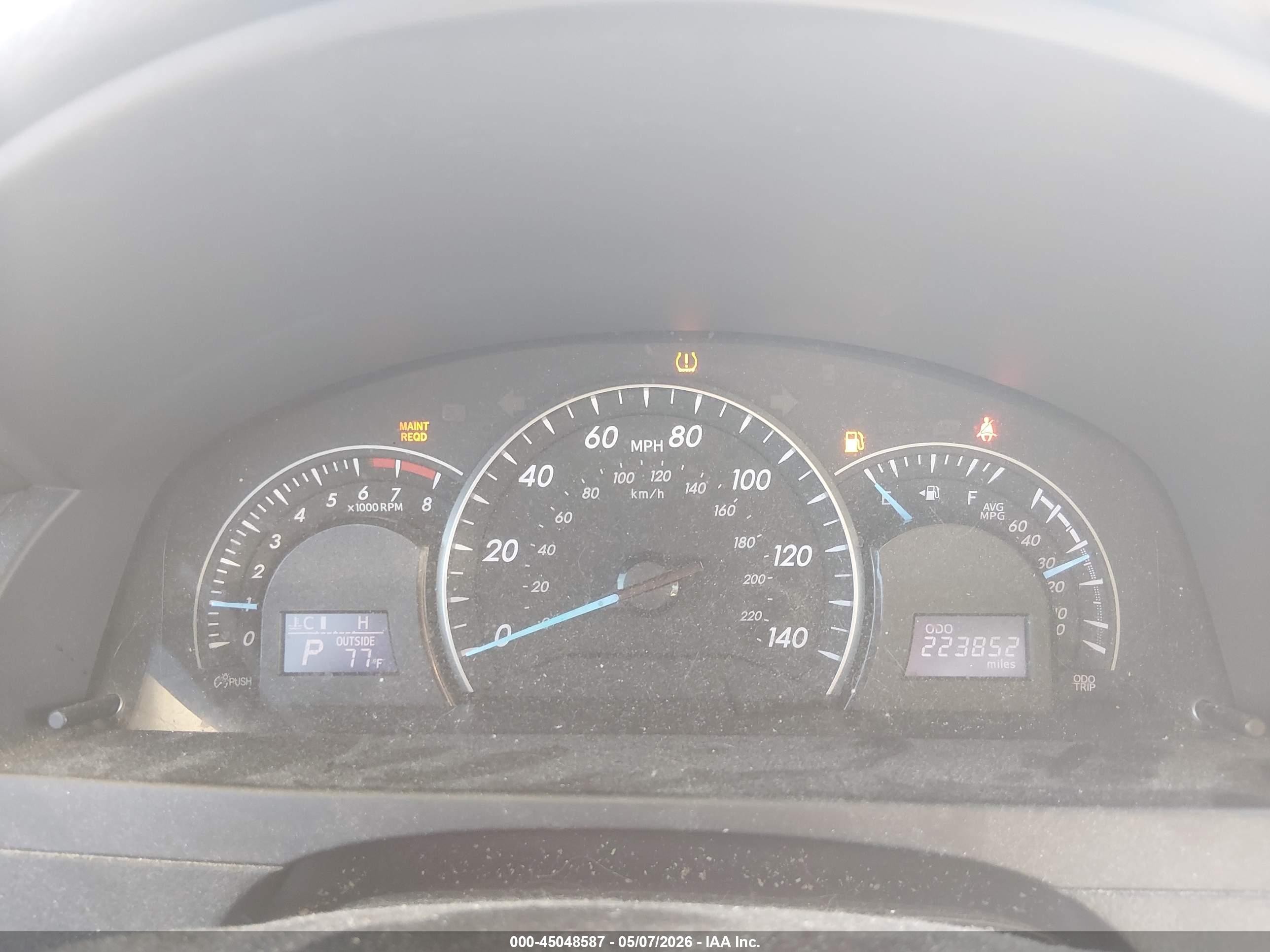 2014 Toyota Camry Le Dark Blue vin: 4T1BF1FK5EU824562