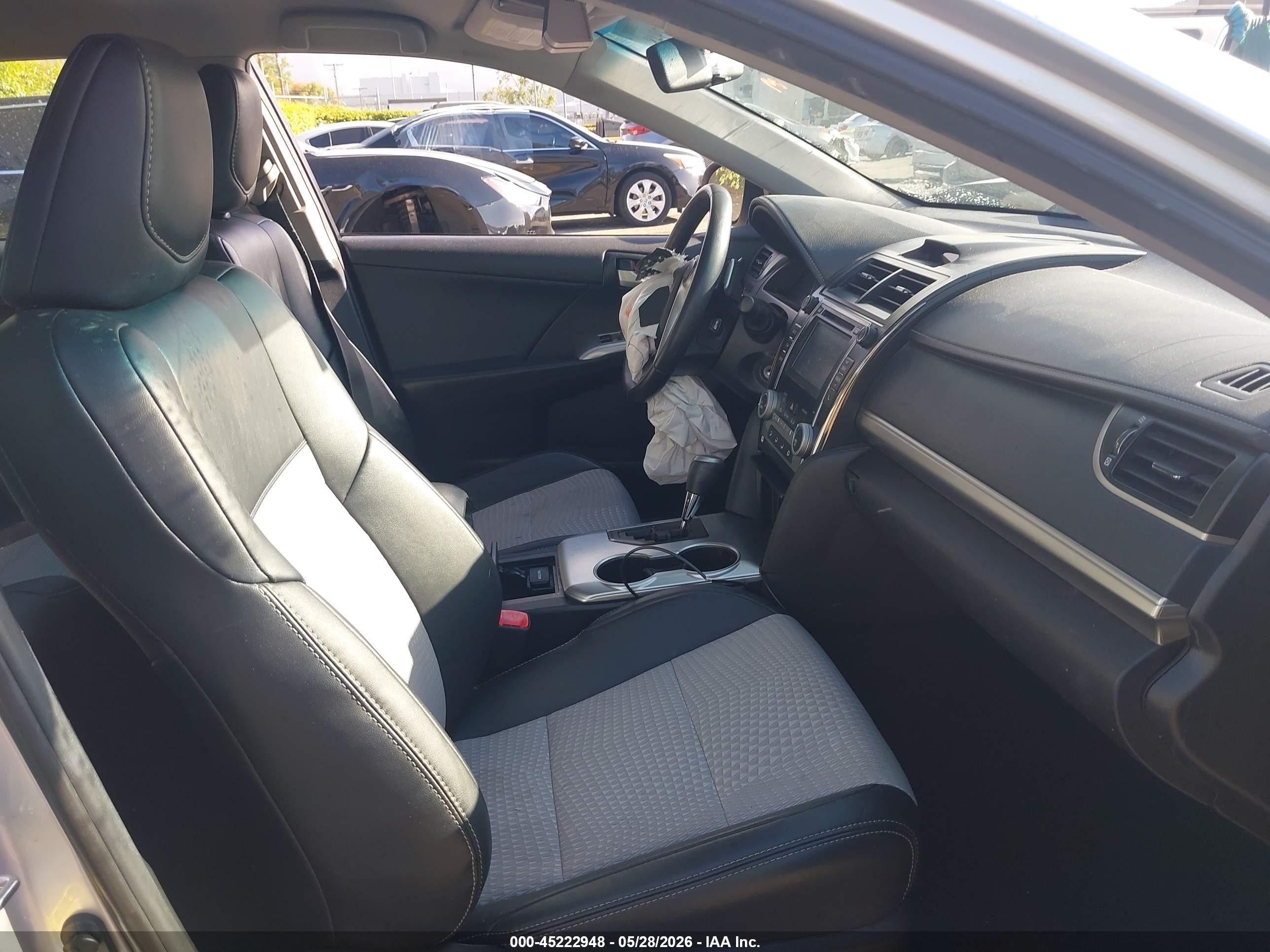 2014 Toyota Camry Se Silver vin: 4T1BF1FK5EU843435