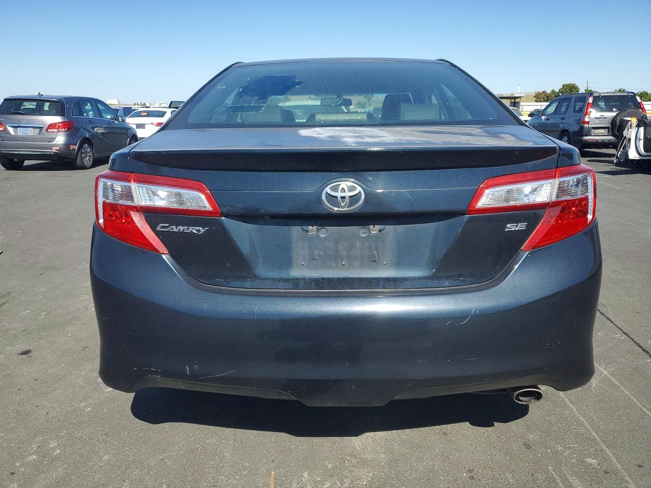 2014 Toyota Camry Se Charcoal vin: 4T1BF1FK5EU848389