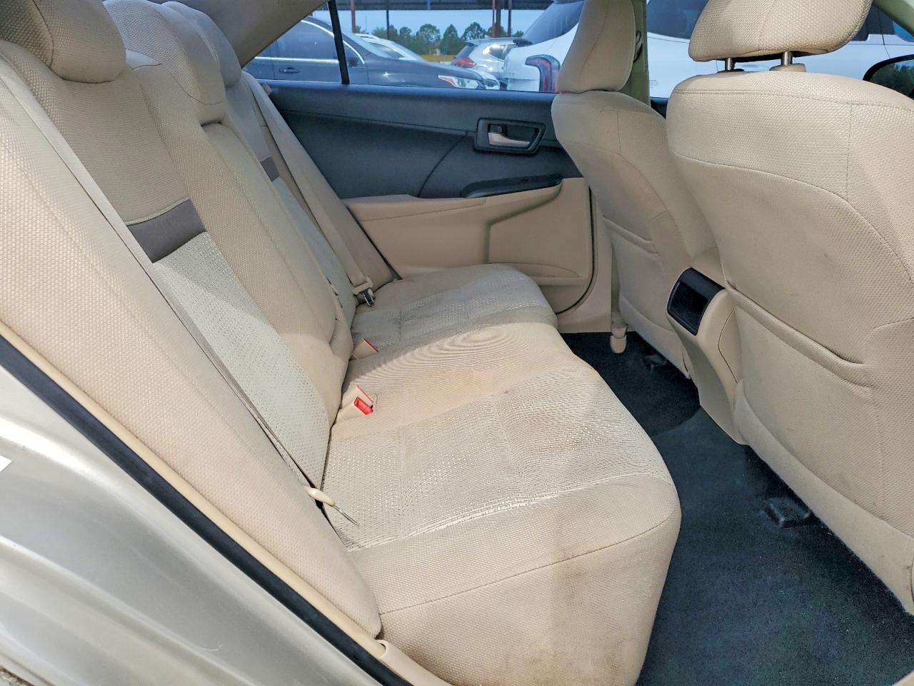 2014 Toyota Camry Le Gold vin: 4T1BF1FK5EU852734
