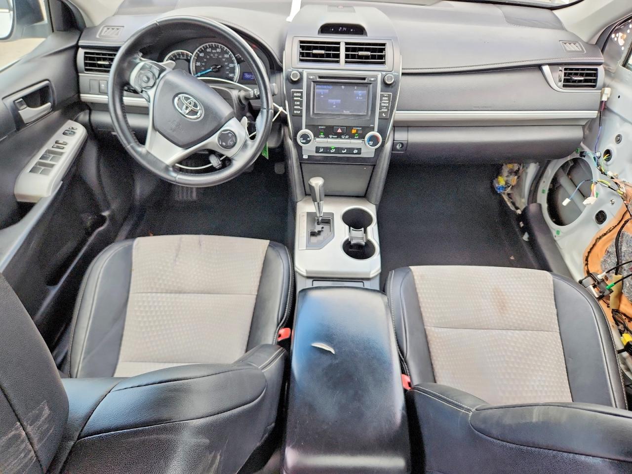 2014 Toyota Camry Se White vin: 4T1BF1FK5EU854709