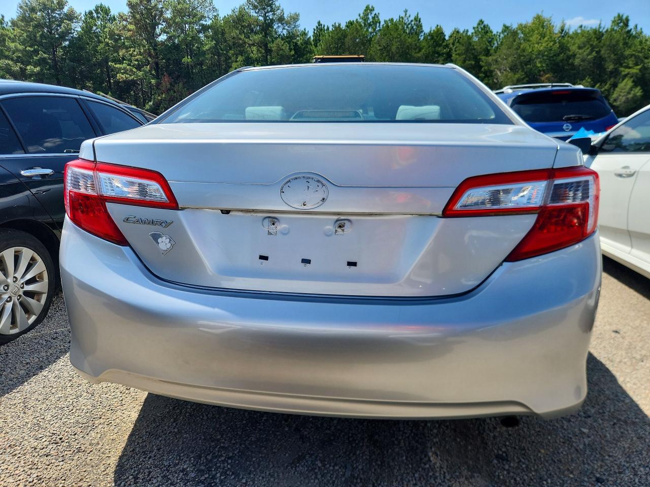 2014 Toyota Camry L Silver vin: 4T1BF1FK5EU855536