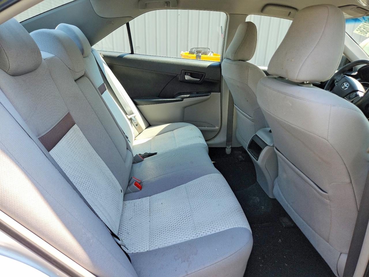 2014 Toyota Camry L Silver vin: 4T1BF1FK5EU855536