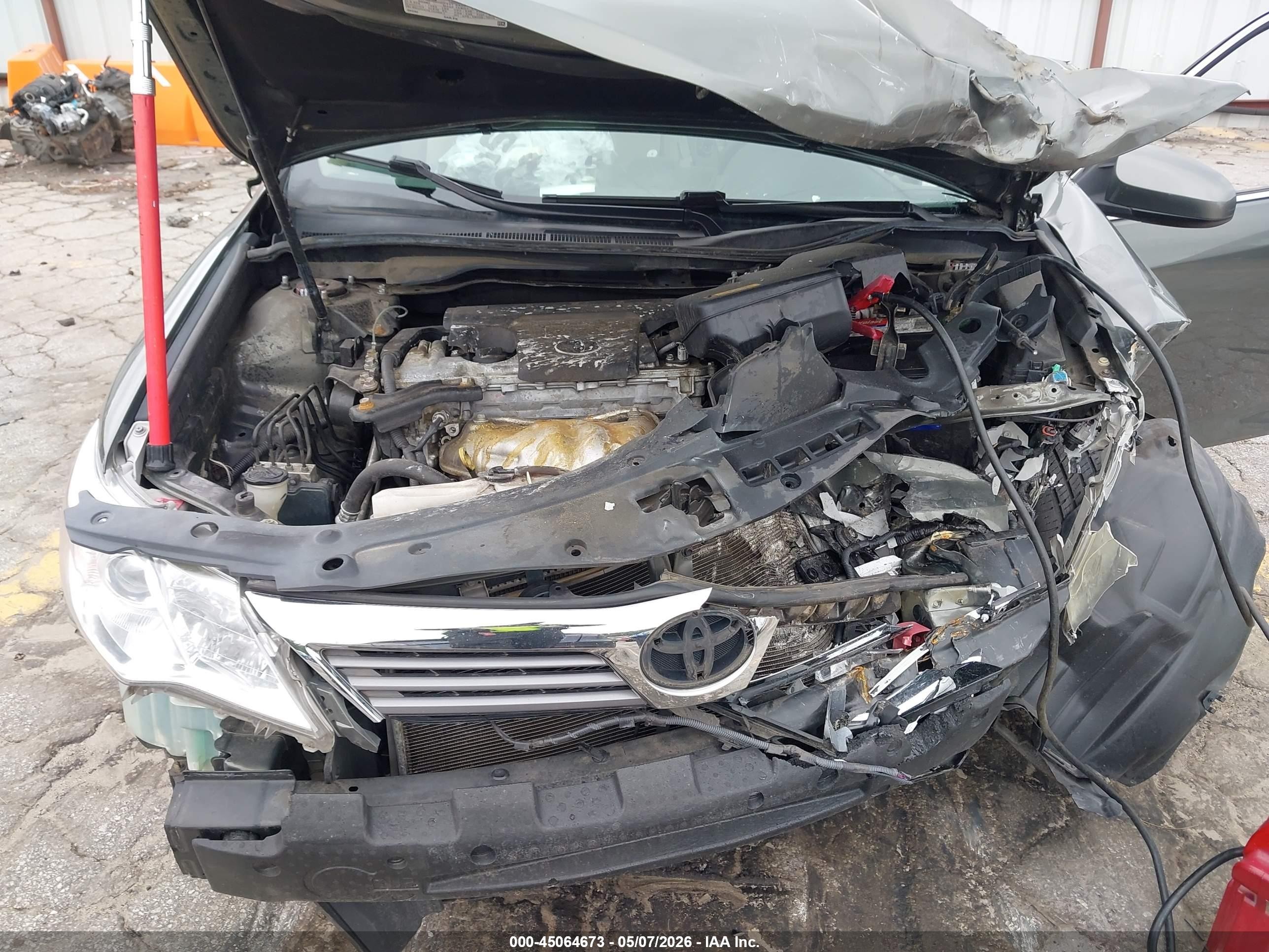 2014 Toyota Camry L Серый vin: 4T1BF1FK5EU866133