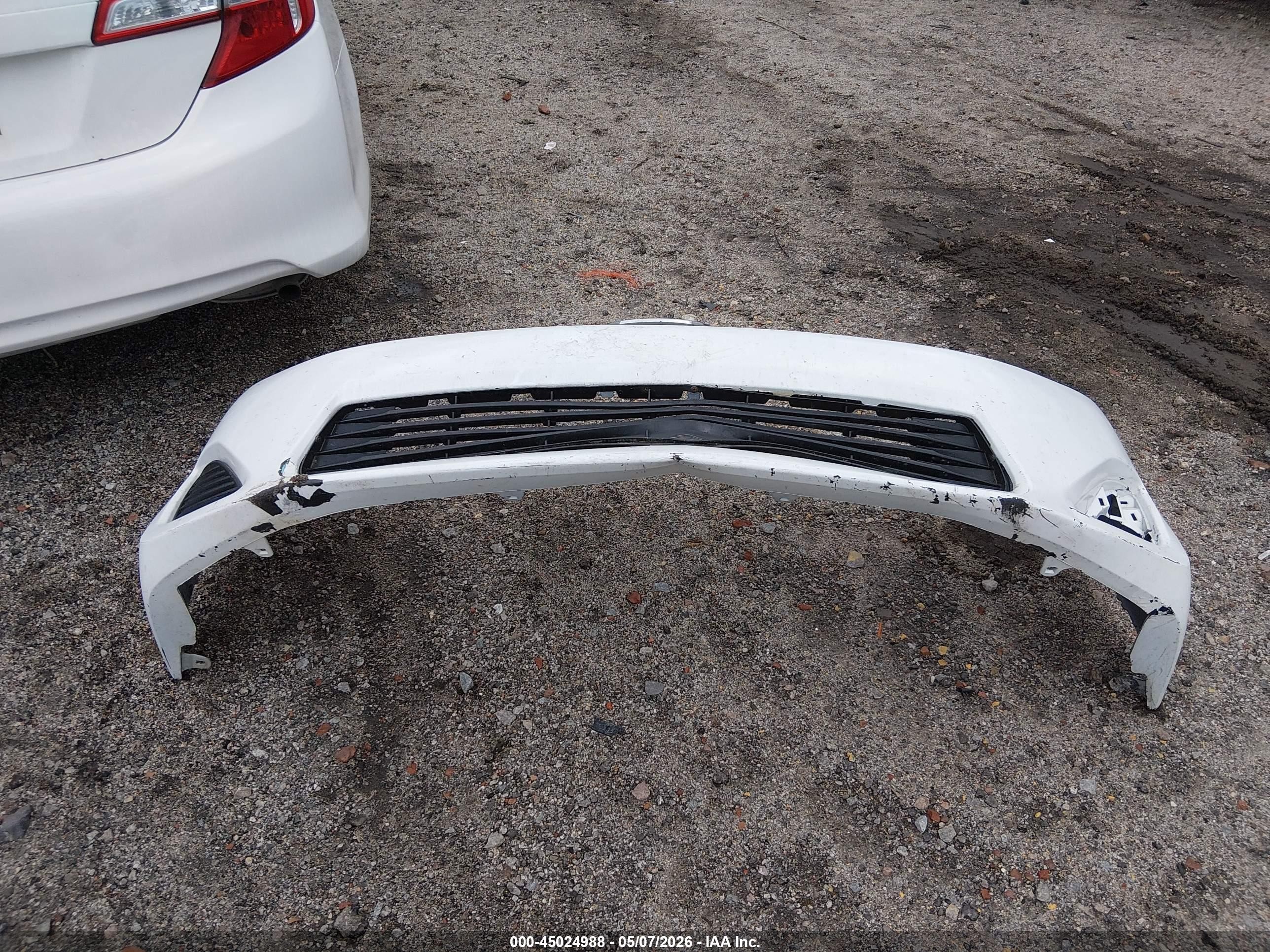 2014 Toyota Camry L White vin: 4T1BF1FK5EU866505