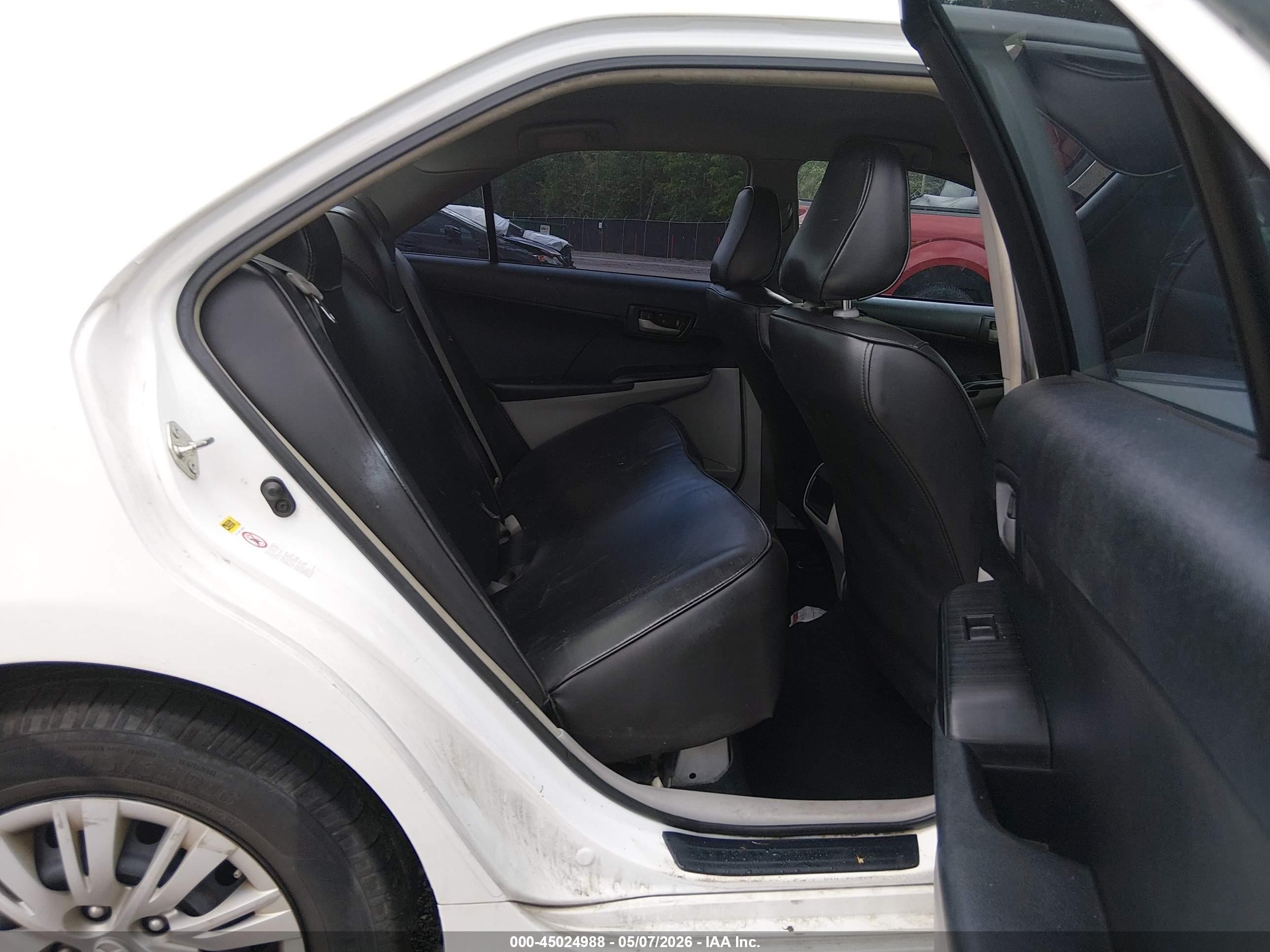 2014 Toyota Camry L White vin: 4T1BF1FK5EU866505