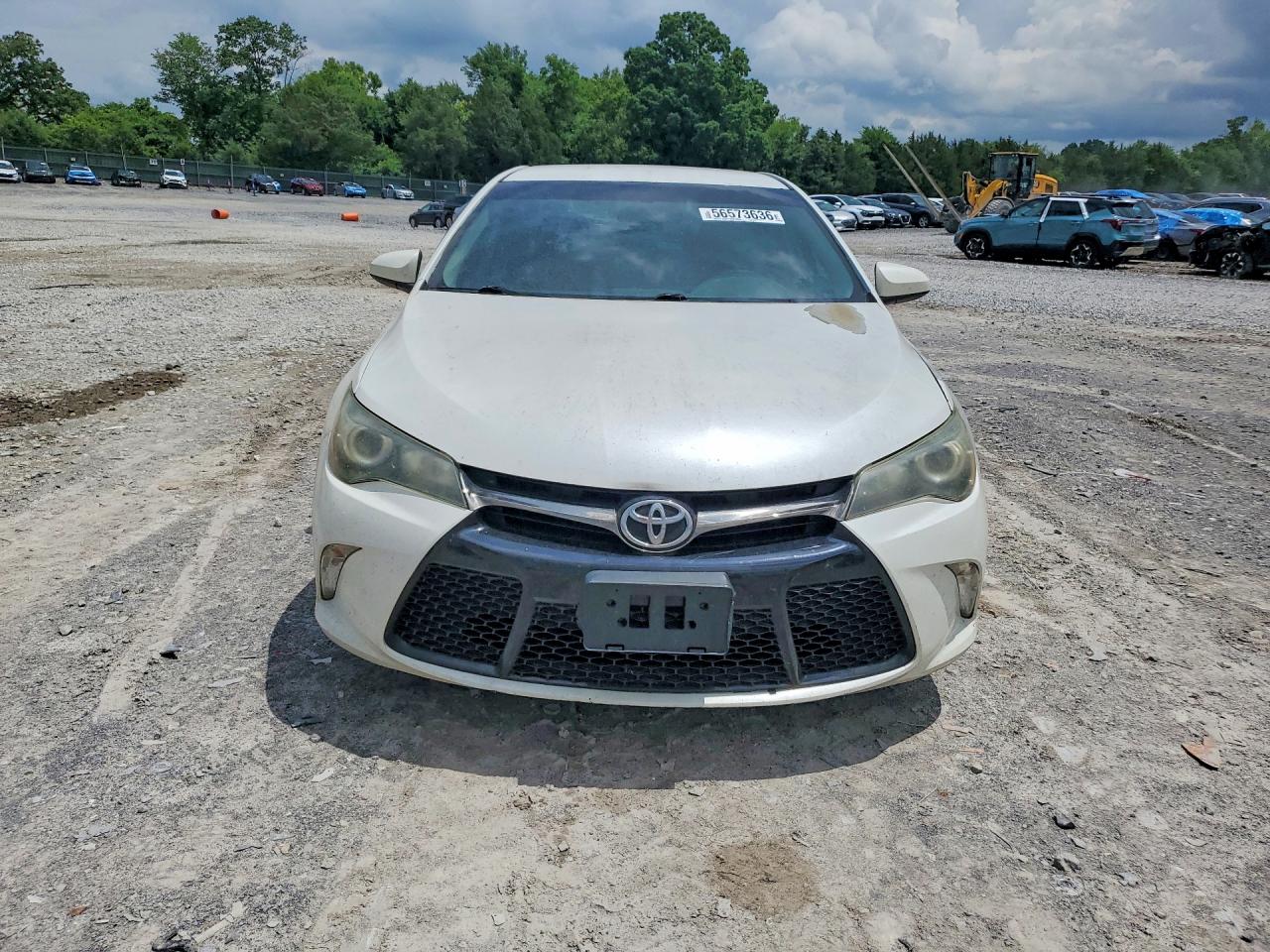 2015 Toyota Camry Se White vin: 4T1BF1FK5FU007156