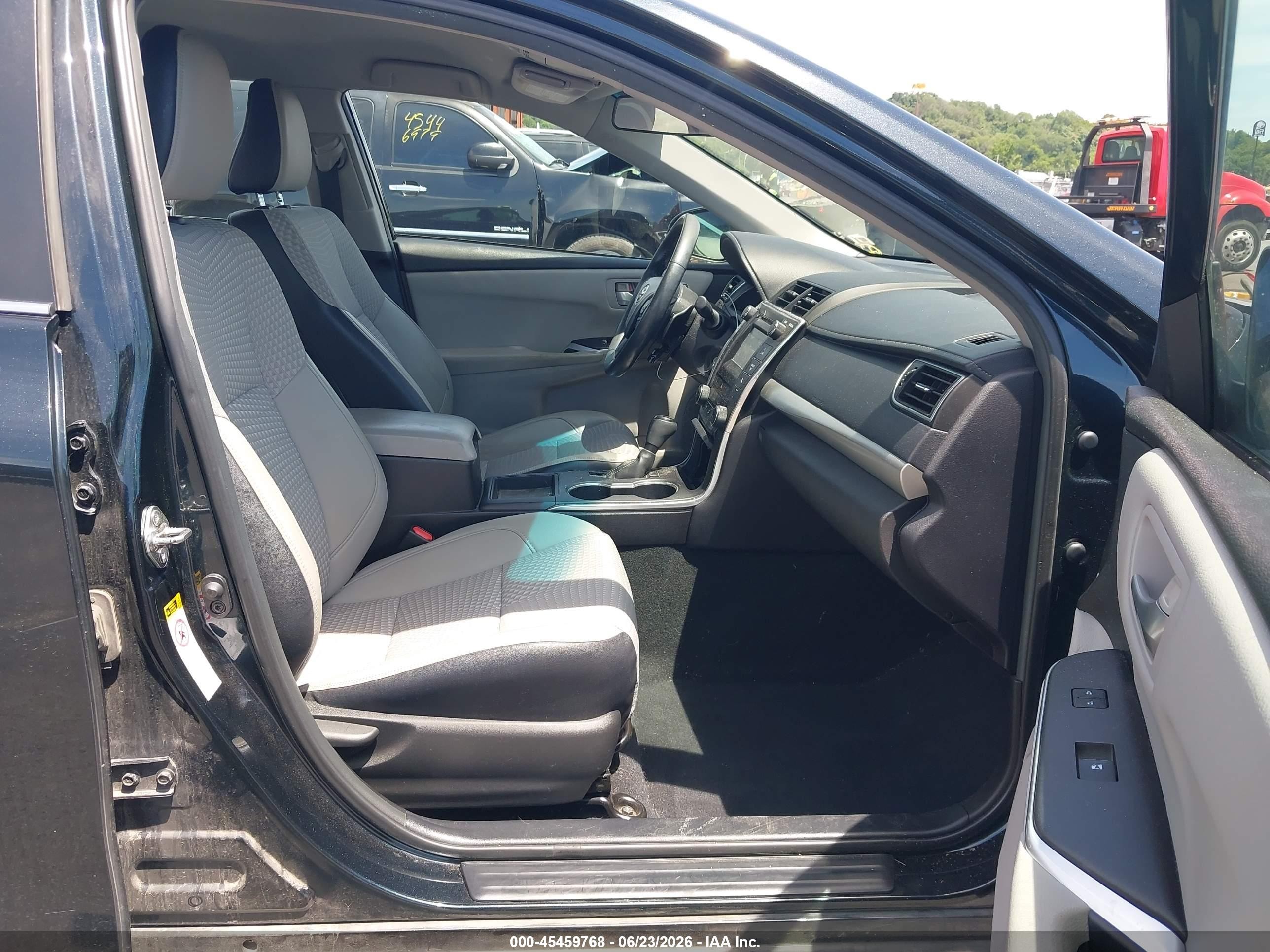 2015 Toyota Camry Se Dark Blue vin: 4T1BF1FK5FU010073