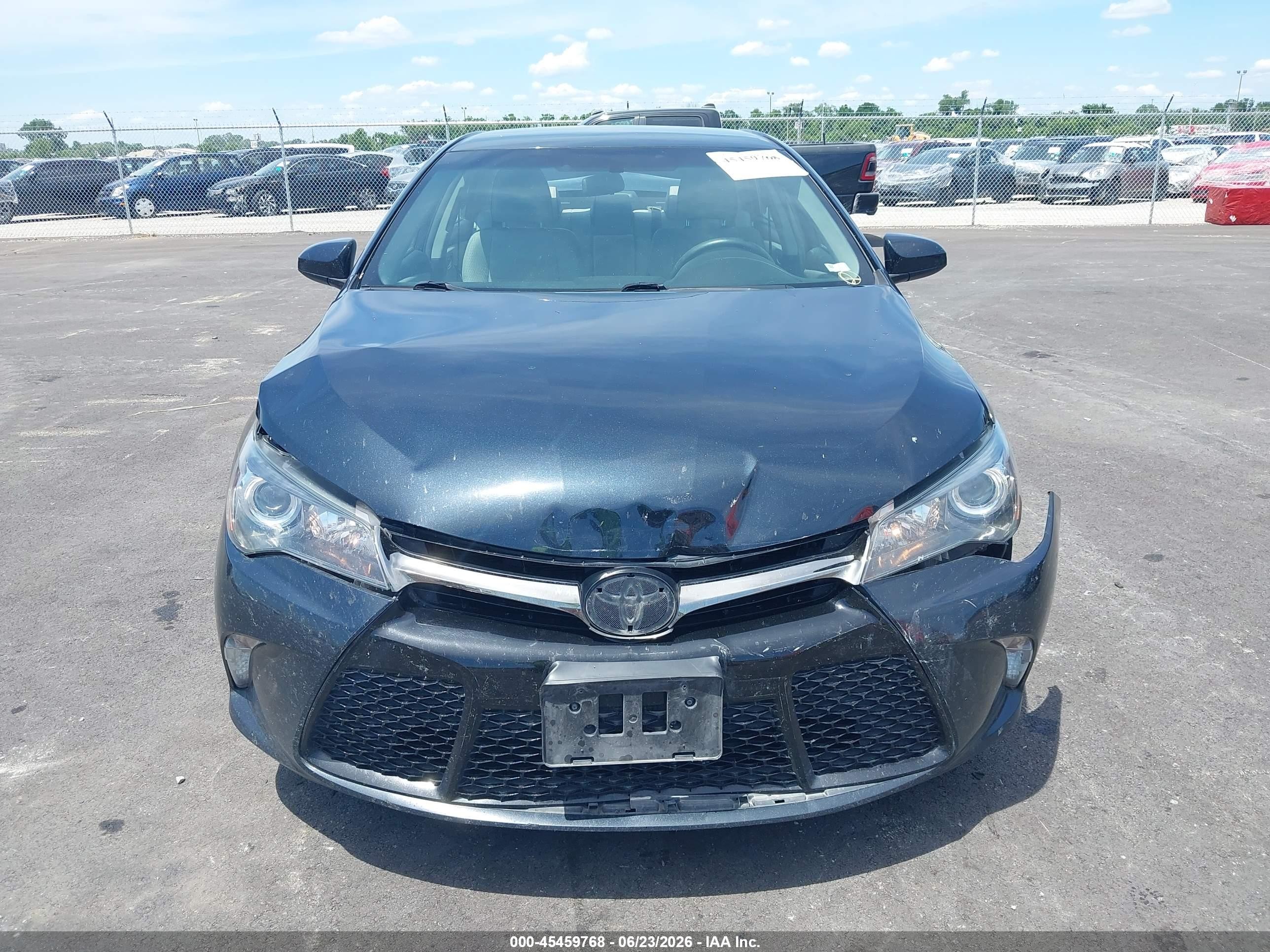 2015 Toyota Camry Se Dark Blue vin: 4T1BF1FK5FU010073