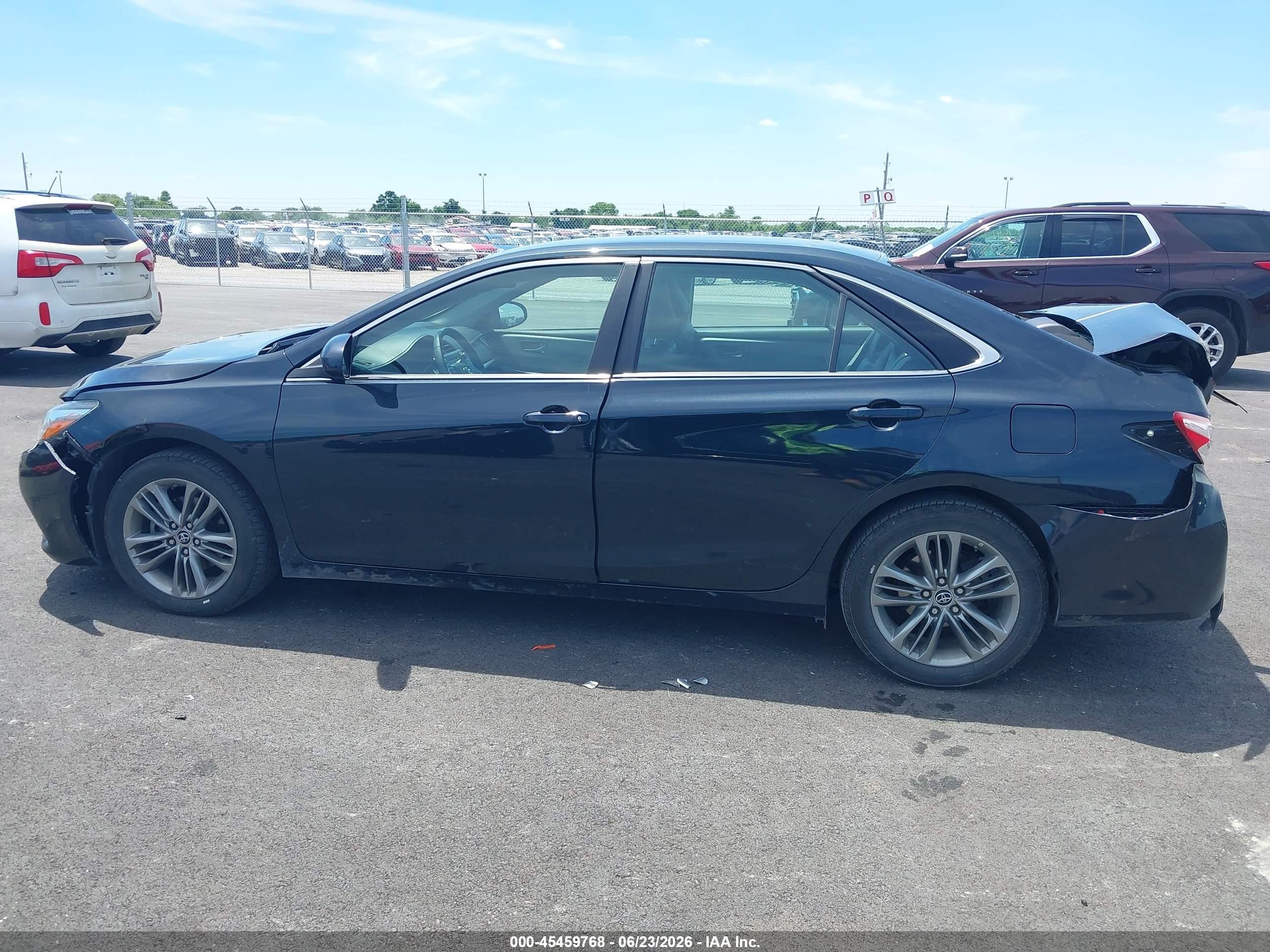 2015 Toyota Camry Se Dark Blue vin: 4T1BF1FK5FU010073