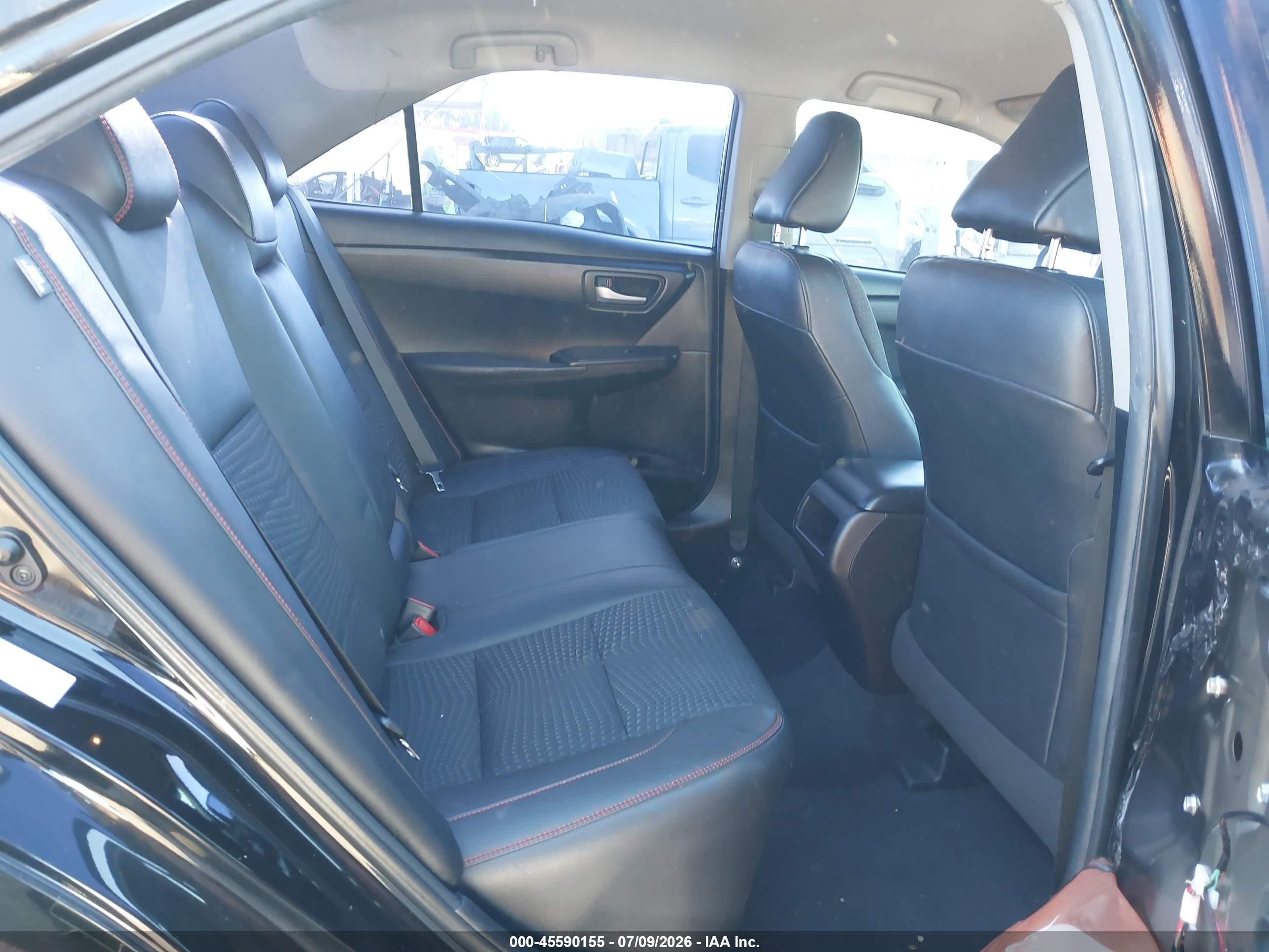 2015 Toyota Camry Se Black vin: 4T1BF1FK5FU020859