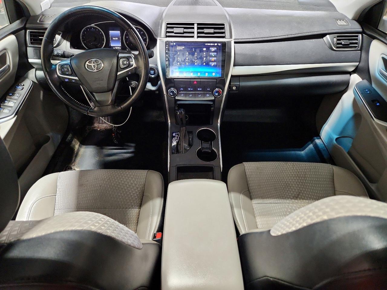 2015 Toyota Camry Se White vin: 4T1BF1FK5FU023874