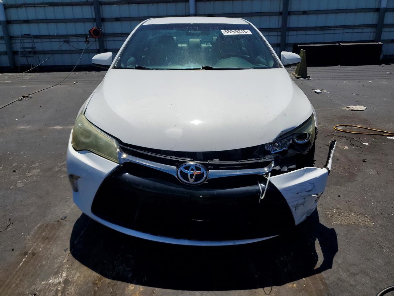 2015 Toyota Camry Se White vin: 4T1BF1FK5FU025155