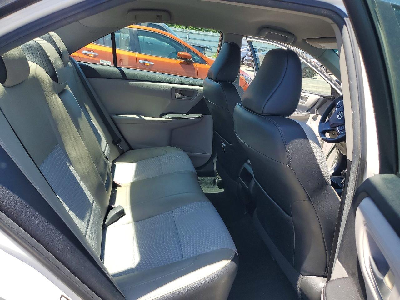 2015 Toyota Camry Se White vin: 4T1BF1FK5FU025155