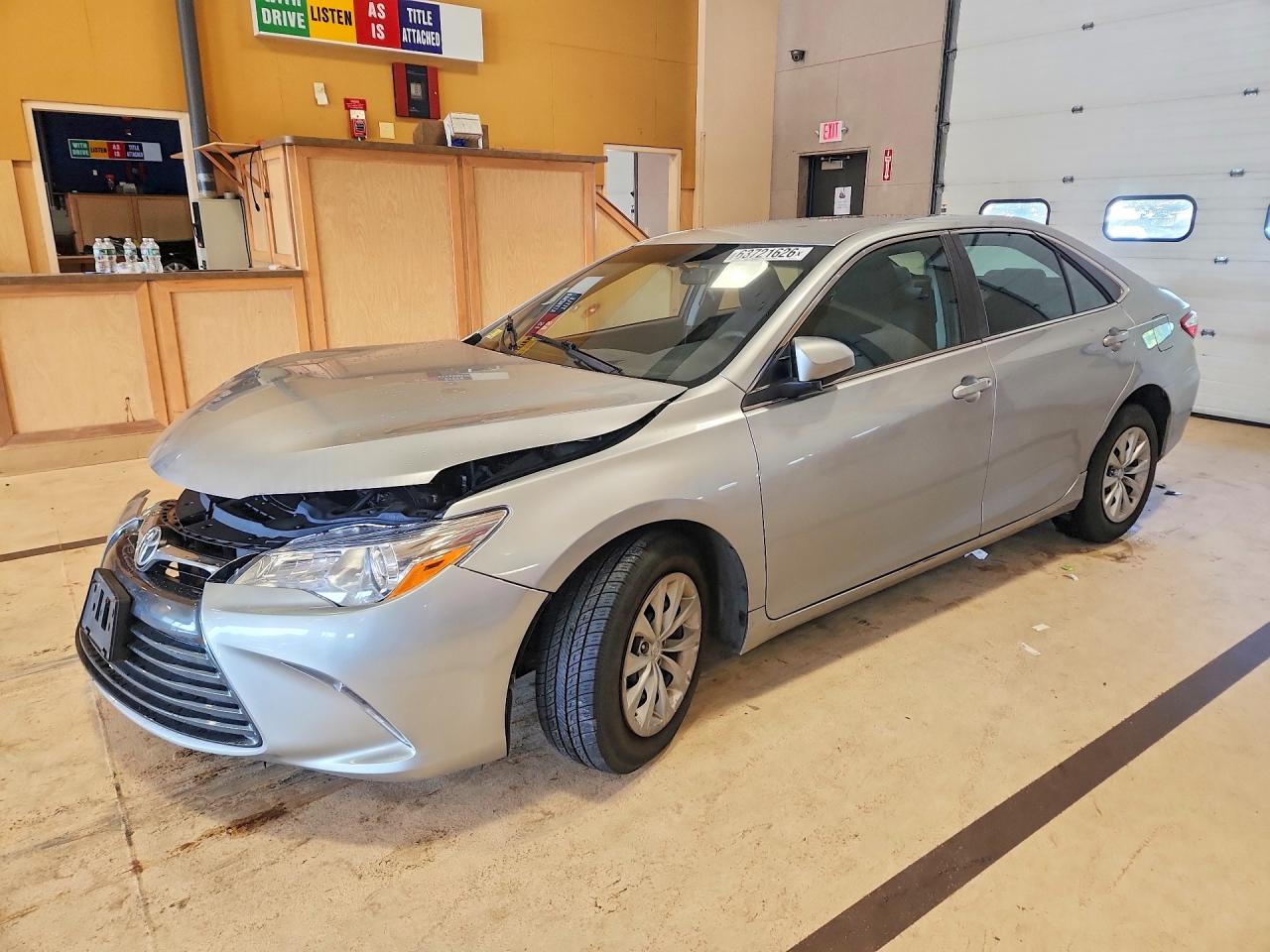 2015 Toyota Camry Le Silver vin: 4T1BF1FK5FU027780