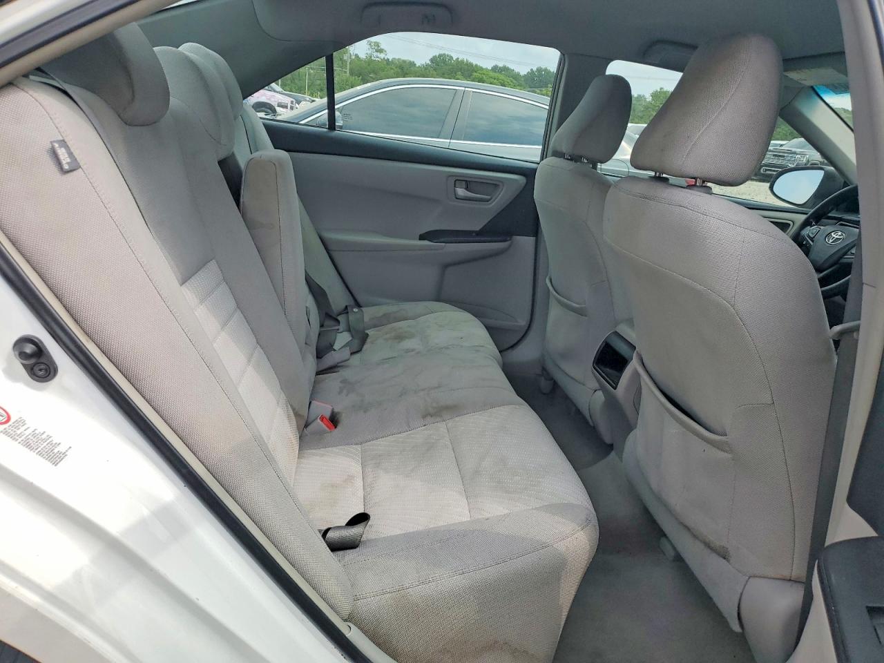 2015 Toyota Camry Le White vin: 4T1BF1FK5FU036155