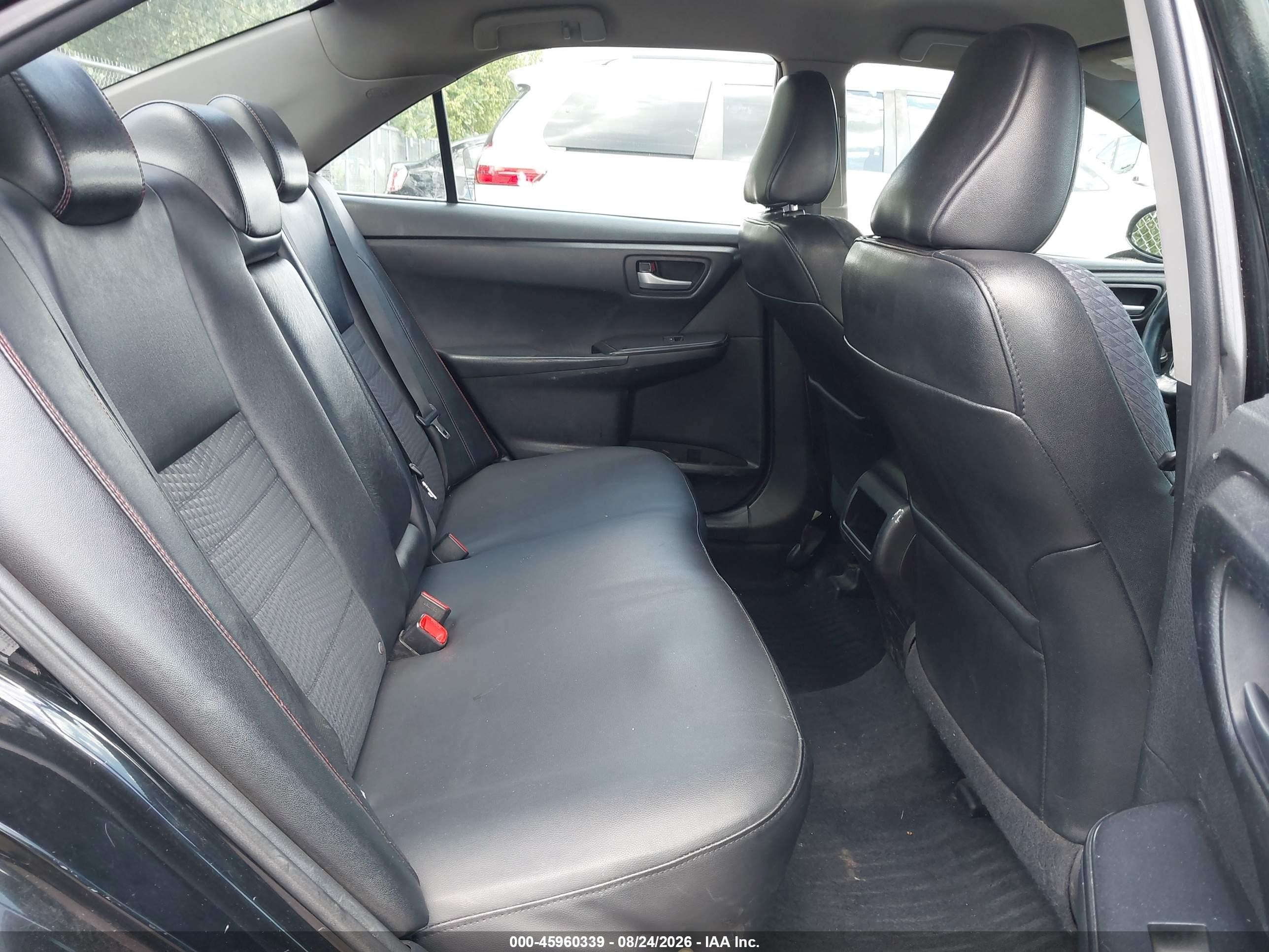 2015 Toyota Camry Se Black vin: 4T1BF1FK5FU037953