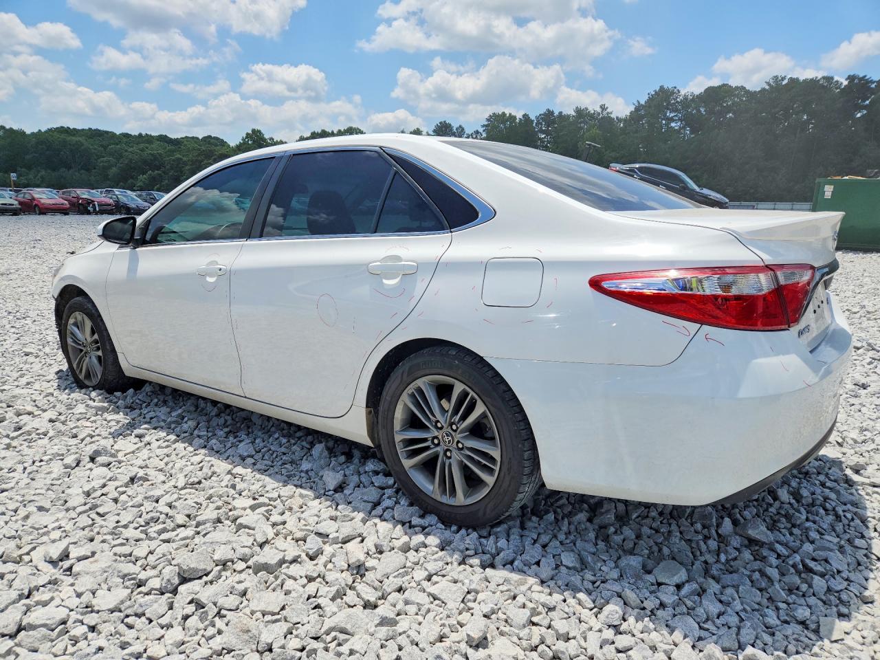 2015 Toyota Camry Se White vin: 4T1BF1FK5FU042179