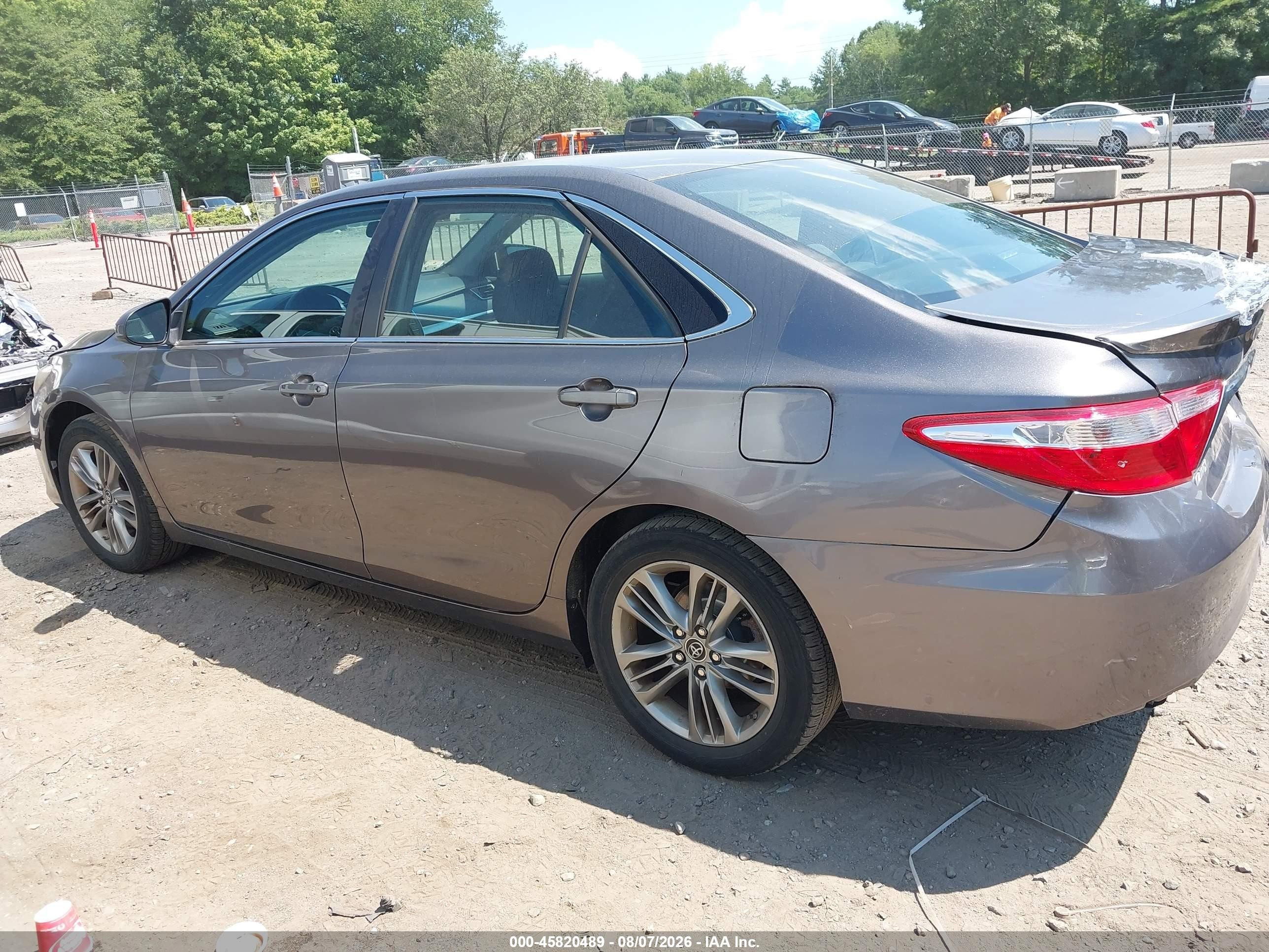 2015 Toyota Camry Se Gray vin: 4T1BF1FK5FU065011