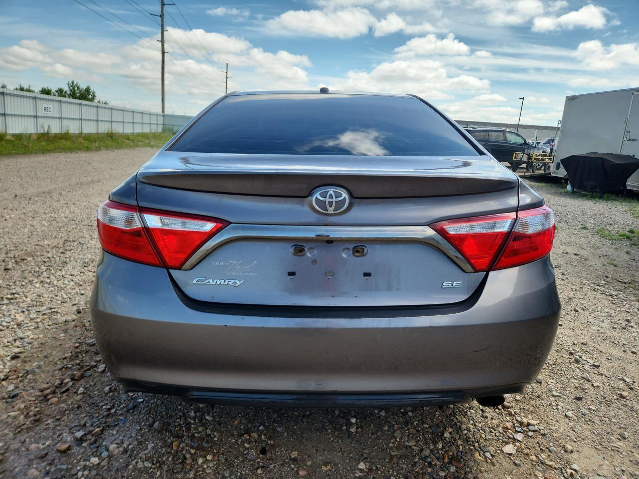 2015 Toyota Camry Se Gray vin: 4T1BF1FK5FU078812 Damage: Rear Bumper, Chipped, 4