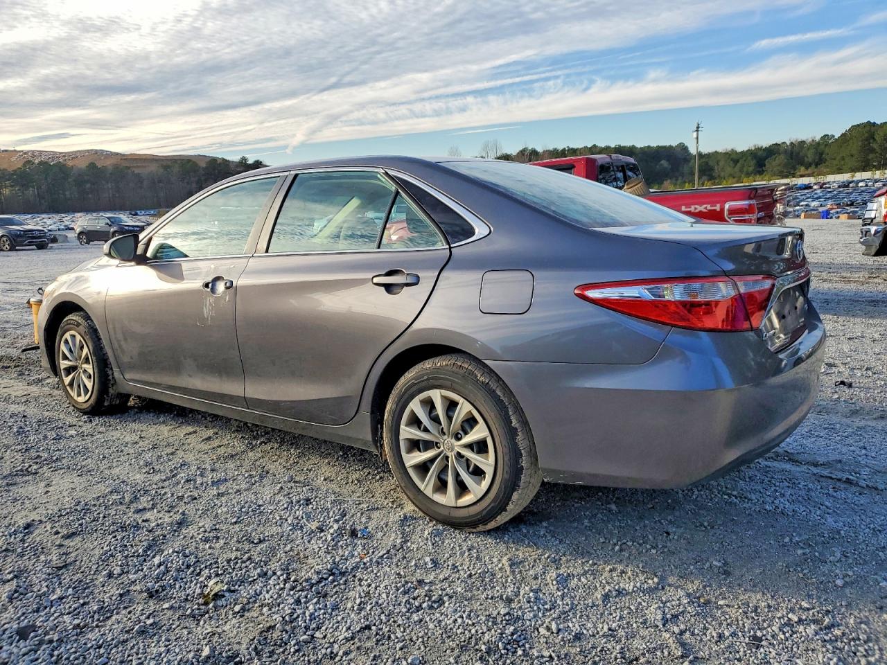 2015 Toyota Camry Le Silver vin: 4T1BF1FK5FU082052