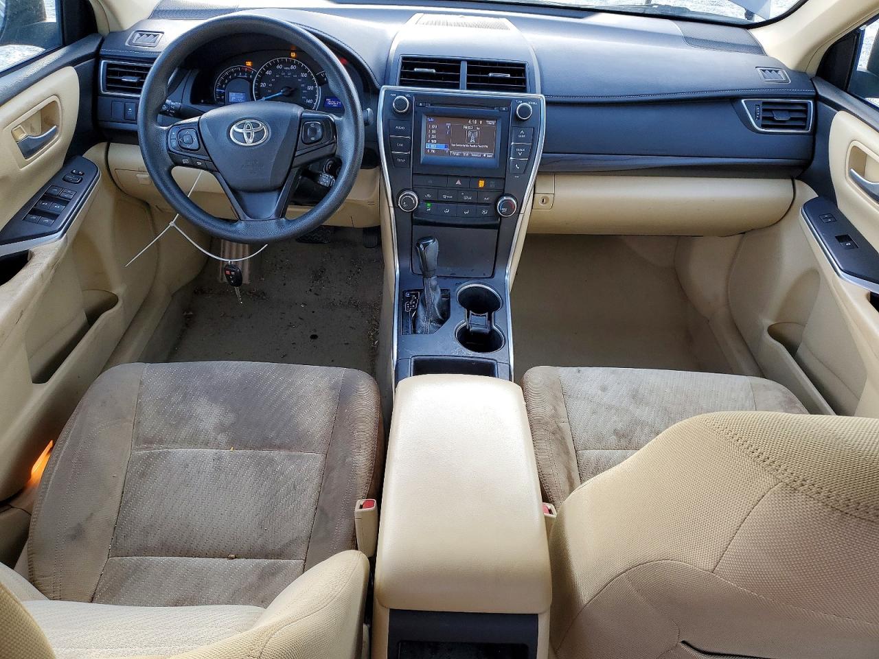 2015 Toyota Camry Le Silver vin: 4T1BF1FK5FU082052