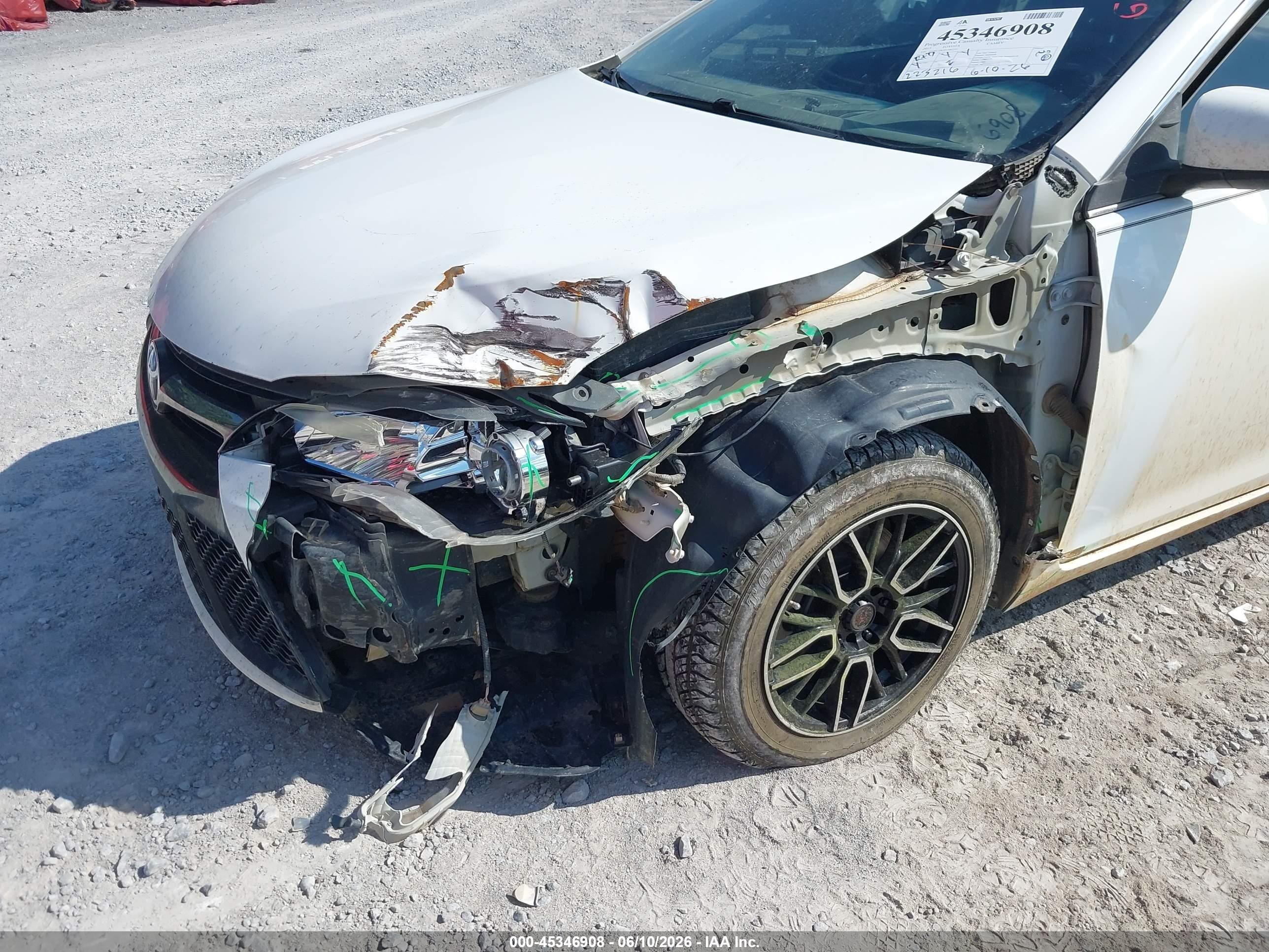 2015 Toyota Camry Se White vin: 4T1BF1FK5FU082357