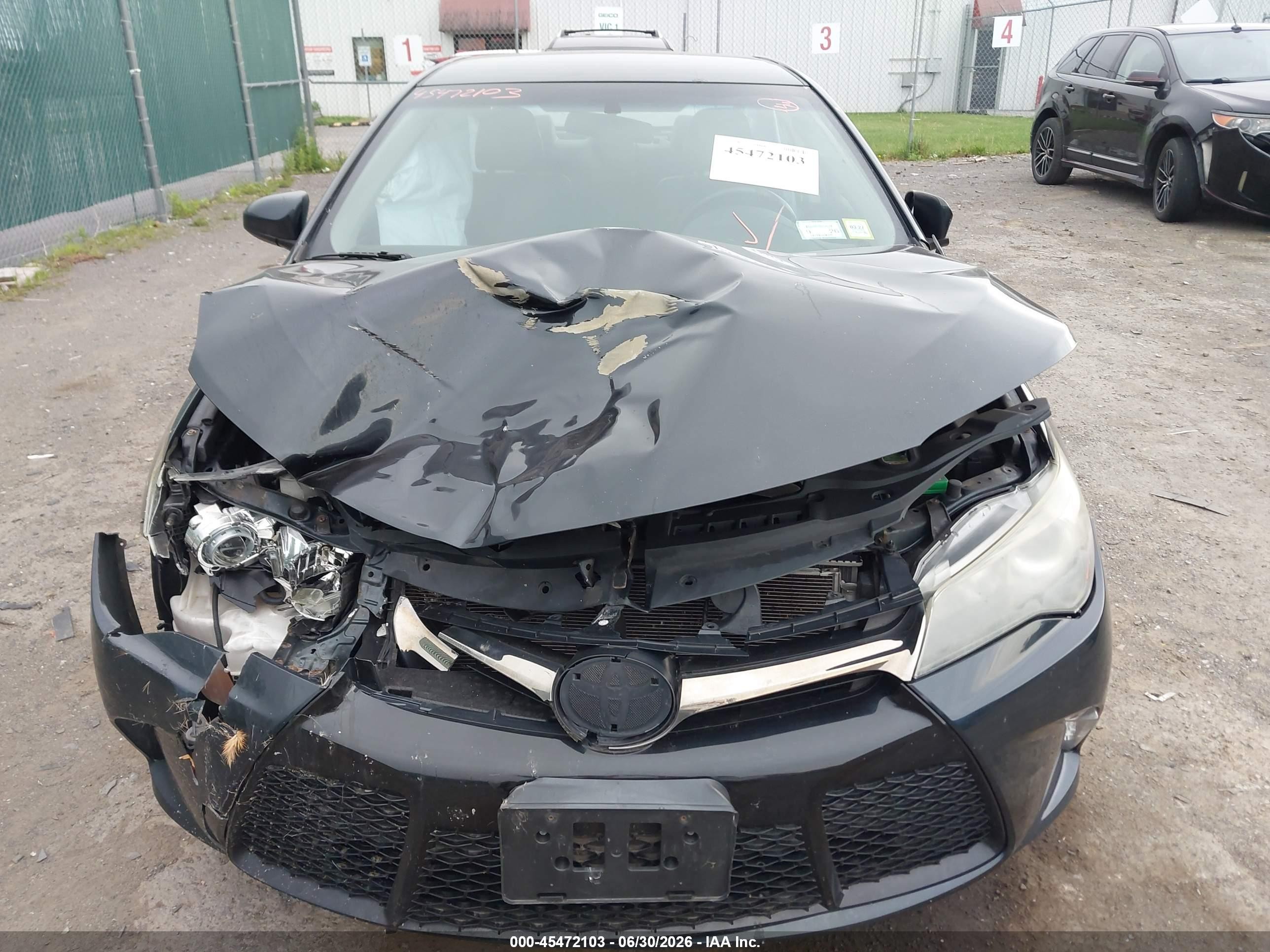 2015 Toyota Camry Se Dark Blue vin: 4T1BF1FK5FU083346