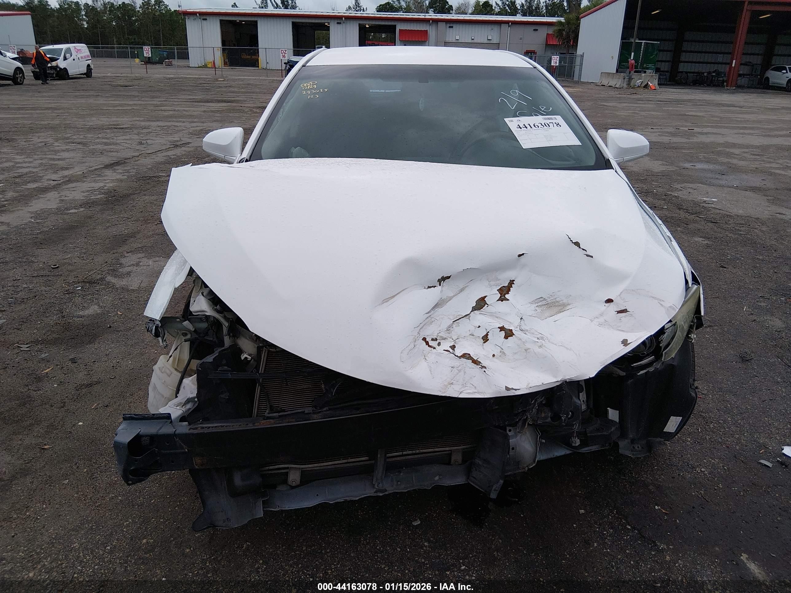 2015 Toyota Camry Se White vin: 4T1BF1FK5FU095707
