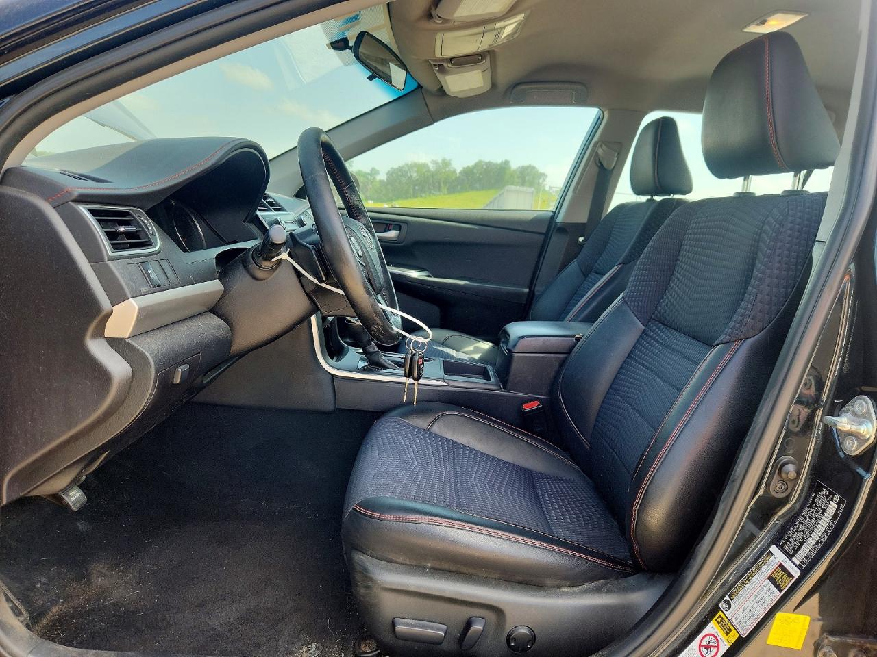 2015 Toyota Camry Se Blue vin: 4T1BF1FK5FU100159